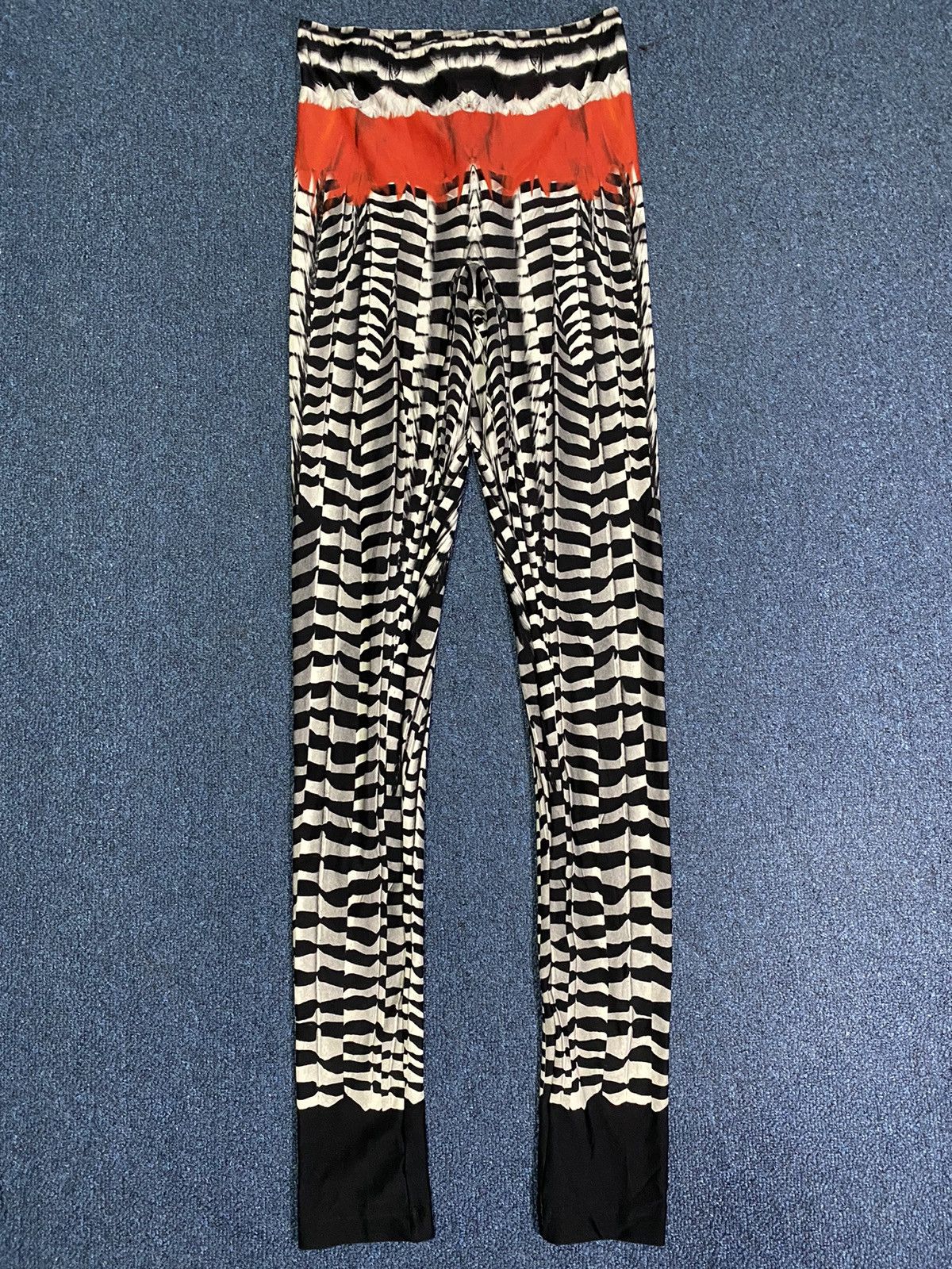 Alexander McQueen Alexander McQueen Black White Red Leggings Size 26" / US 2 / IT 38 - 1 Thumbnail