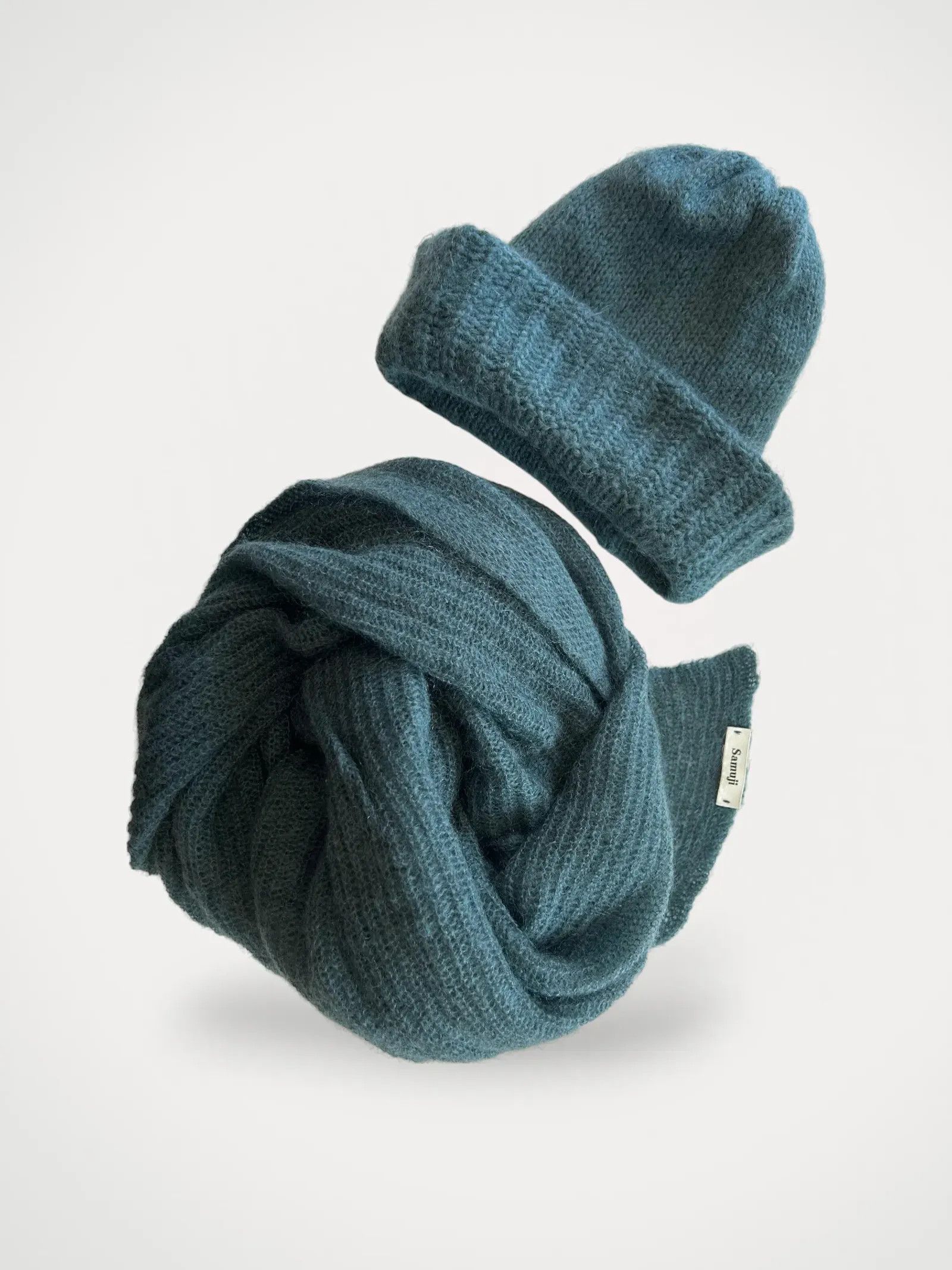 Samuji Samuji Samuji Chunky Beanie and Scarf -set Hat Size ONE SIZE - 1 Thumbnail