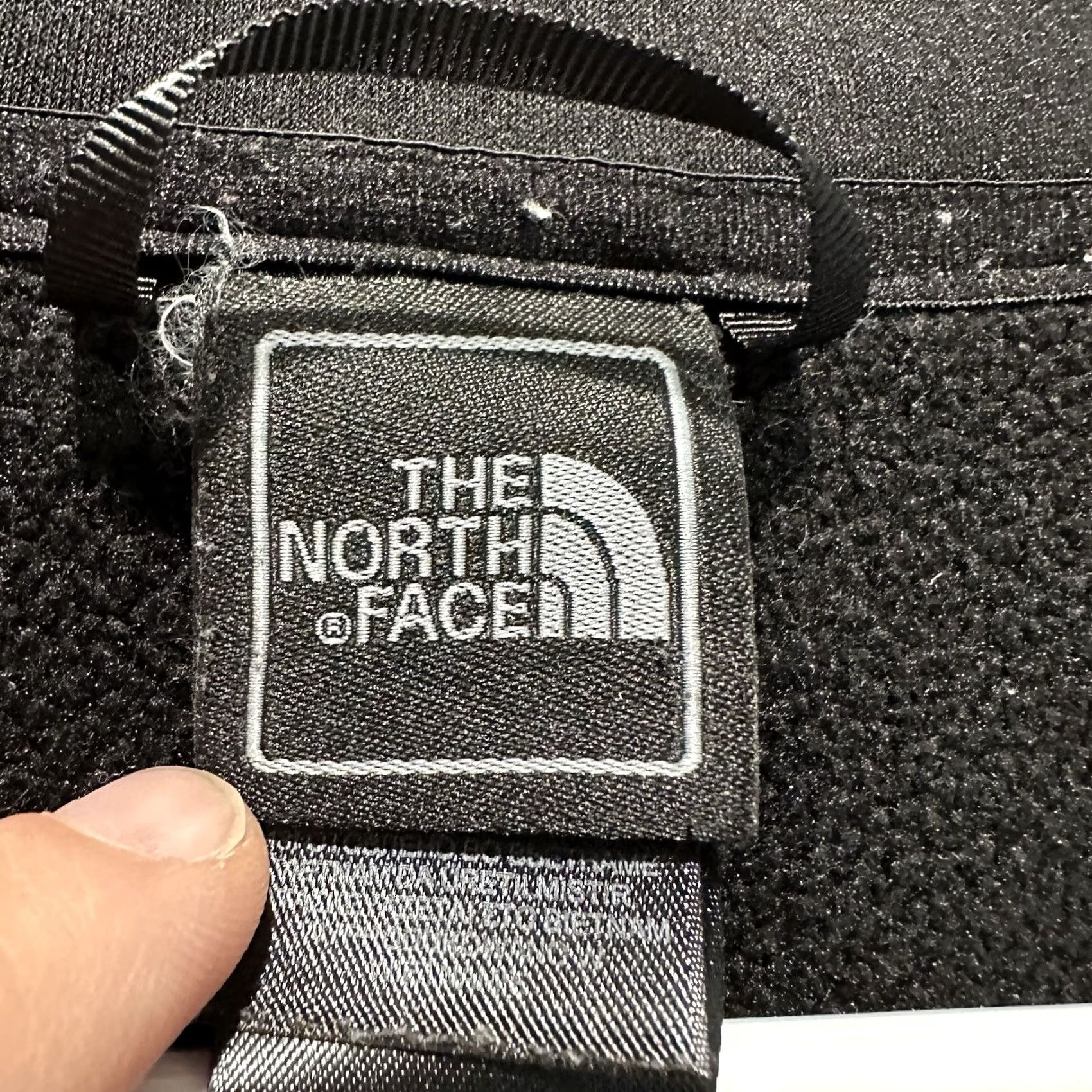The North Face The North Face Jacket Mens Large Black Soft Shell Full Zip Momentum 300 Pro Windbreaker EUC Size US L / EU 52-54 / 3 - 4 Thumbnail