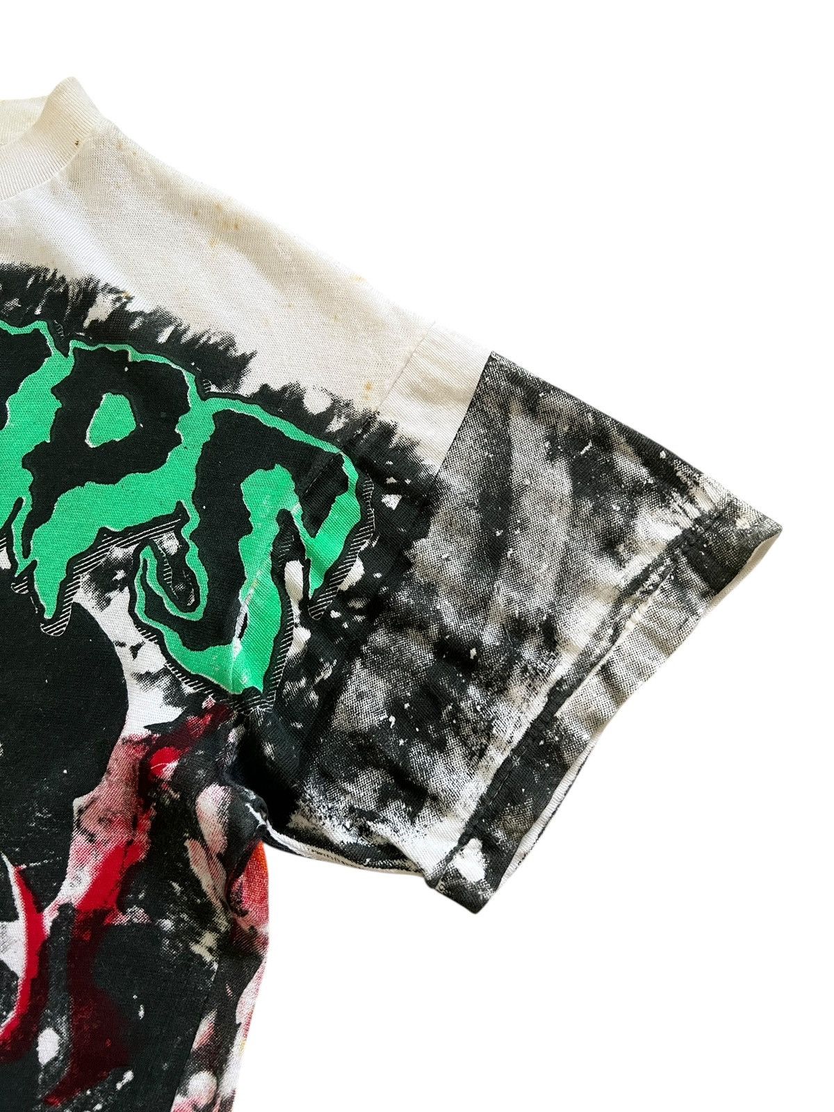 Band Tees Vintage 1980s Bootleg The Cramps Overprint Mosquitohead Size US M / EU 48-50 / 2 - 4 Thumbnail