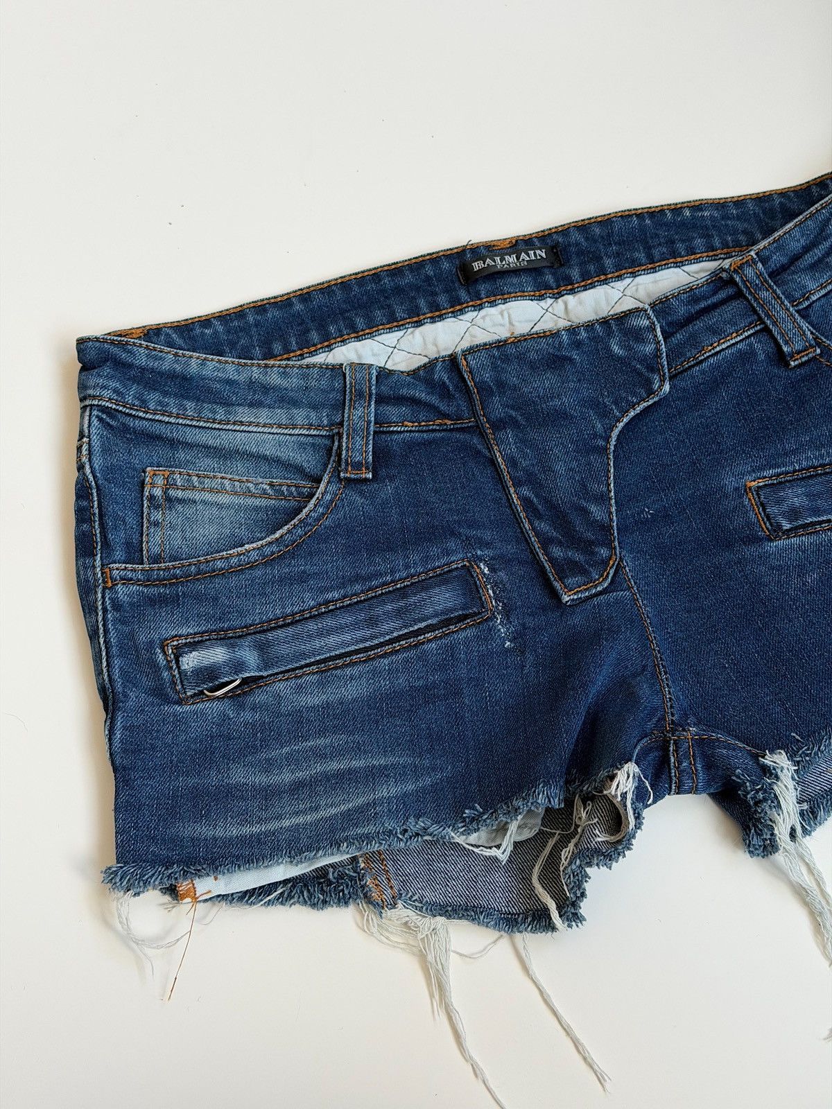 Balmain BALMAIN Decarnin SS 2010 Biker Denim Distressed Shorts jeans Size 28" / US 6 / IT 42 - 4 Thumbnail