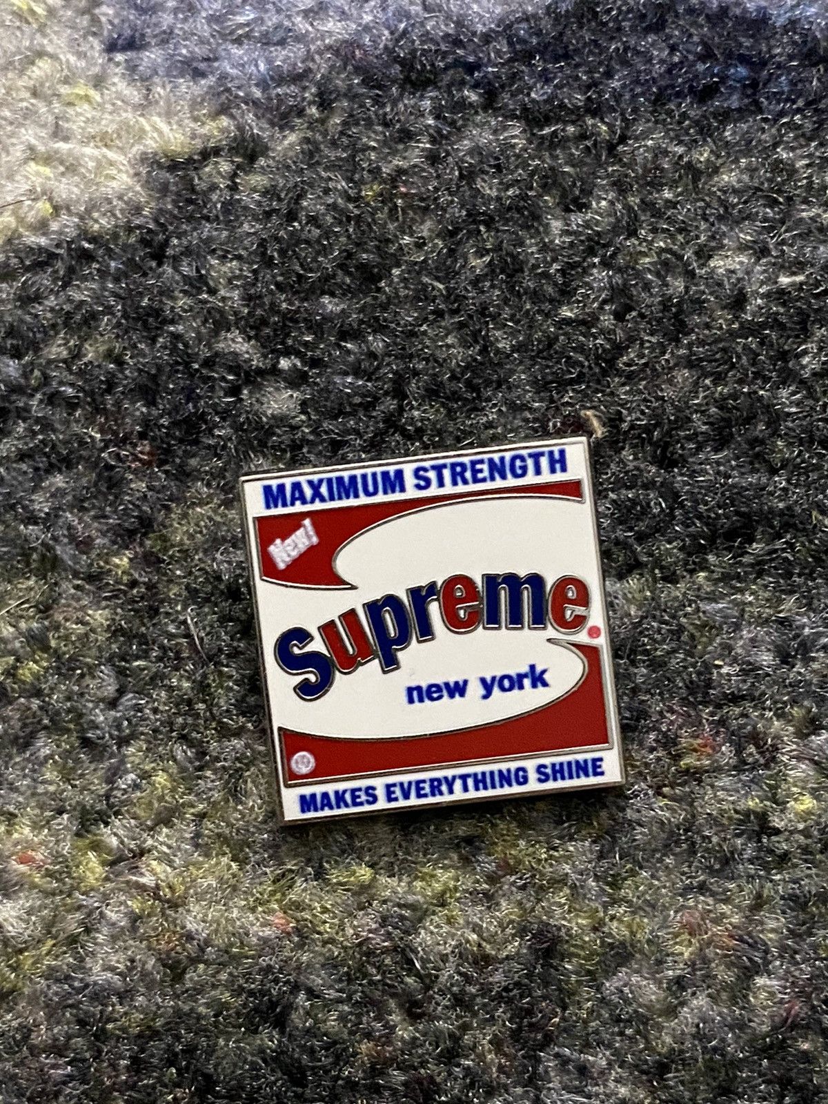 Supreme Supreme Shine Pin Size ONE SIZE - 1 Thumbnail