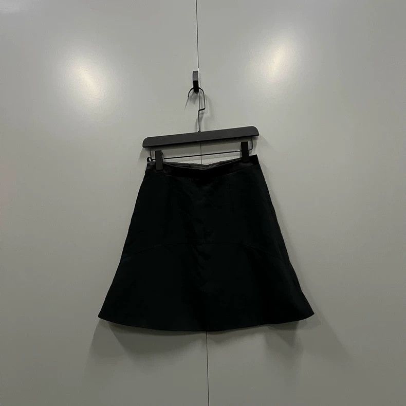 Givenchy Givenchy Size38 Black combined mini skirt 38 size / 95 new Size M / US 6-8 / IT 42-44 - 2 Thumbnail