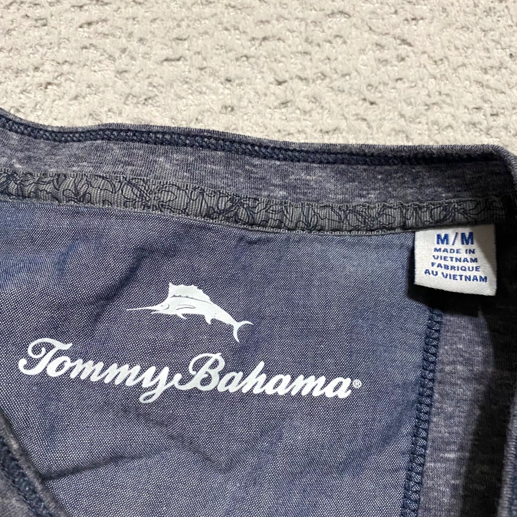 Tommy Bahama Tommy Bahama Mens Shirt Gray V-Neck Long Sleeve Cotton Blend Shirt M Adult Mens Size US M / EU 48-50 / 2 - 3 Thumbnail