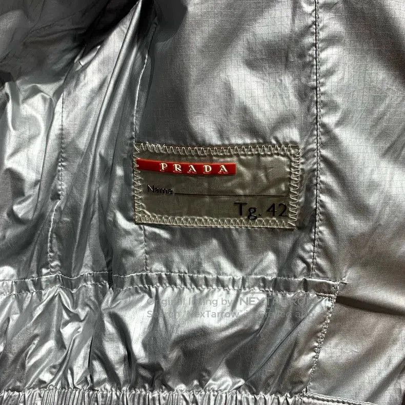 Other Prada pure white down jacket. Size US L / EU 52-54 / 3 - 4 Thumbnail