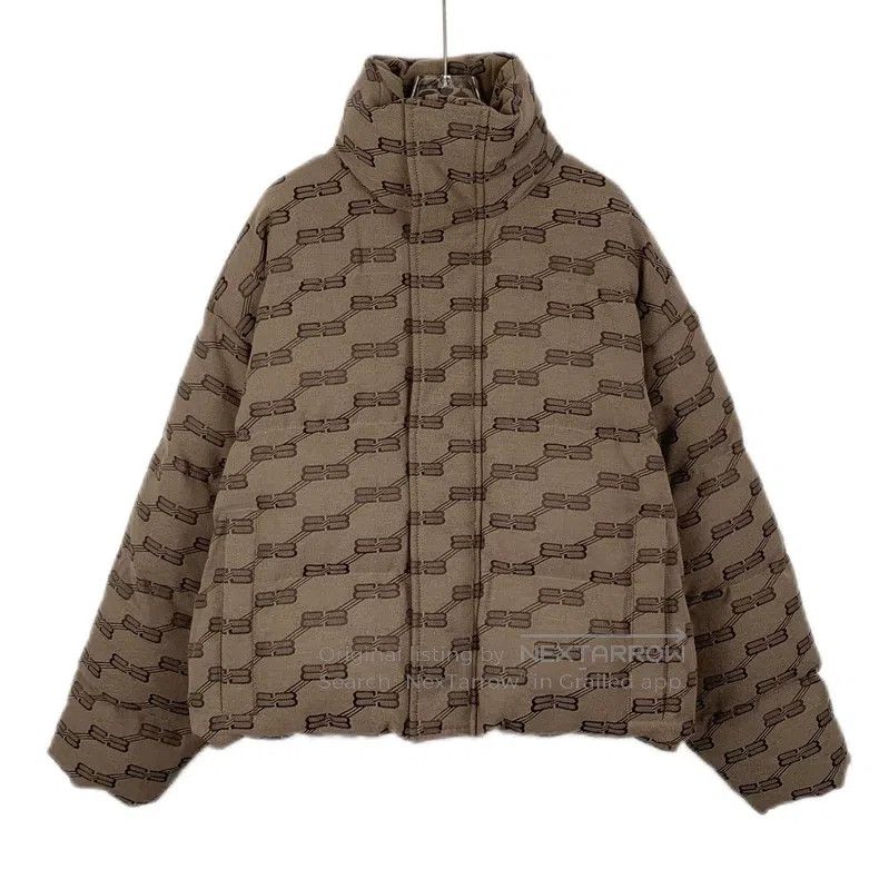 Balenciaga Balenciaga Dark Brown Logo Printed All-Over Printed Stand Size XXS / US 00 / IT 34 - 1 Thumbnail