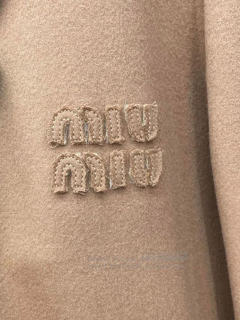 Miu Miu Miu Miu Wool Cashmere Overcoat Autumn Winter. Size US M / EU 48-50 / 2 - 3 Thumbnail