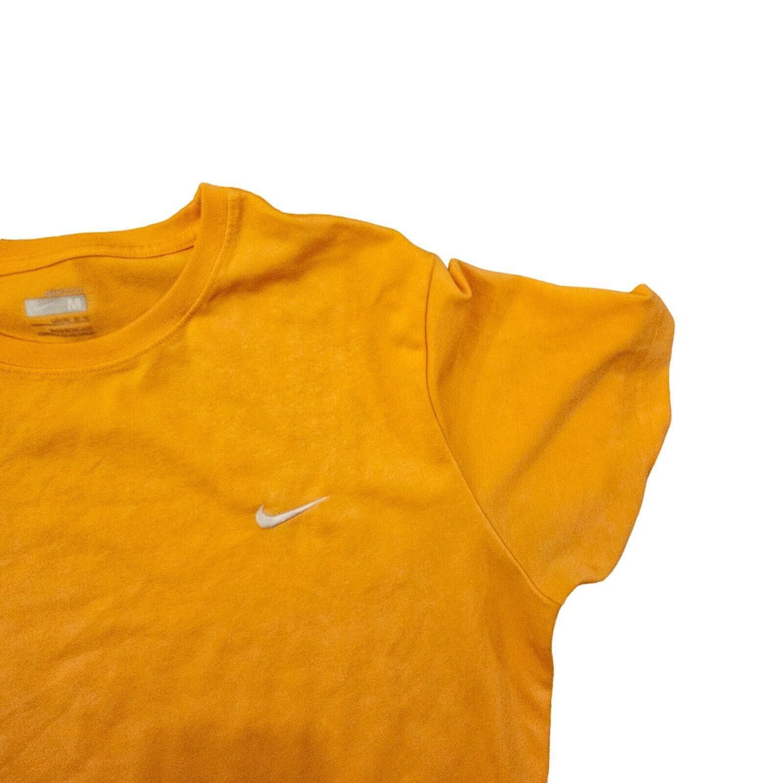 Nike Nike Women's Yellow T-Shirt - Size M Size M / US 6-8 / IT 42-44 - 4 Thumbnail