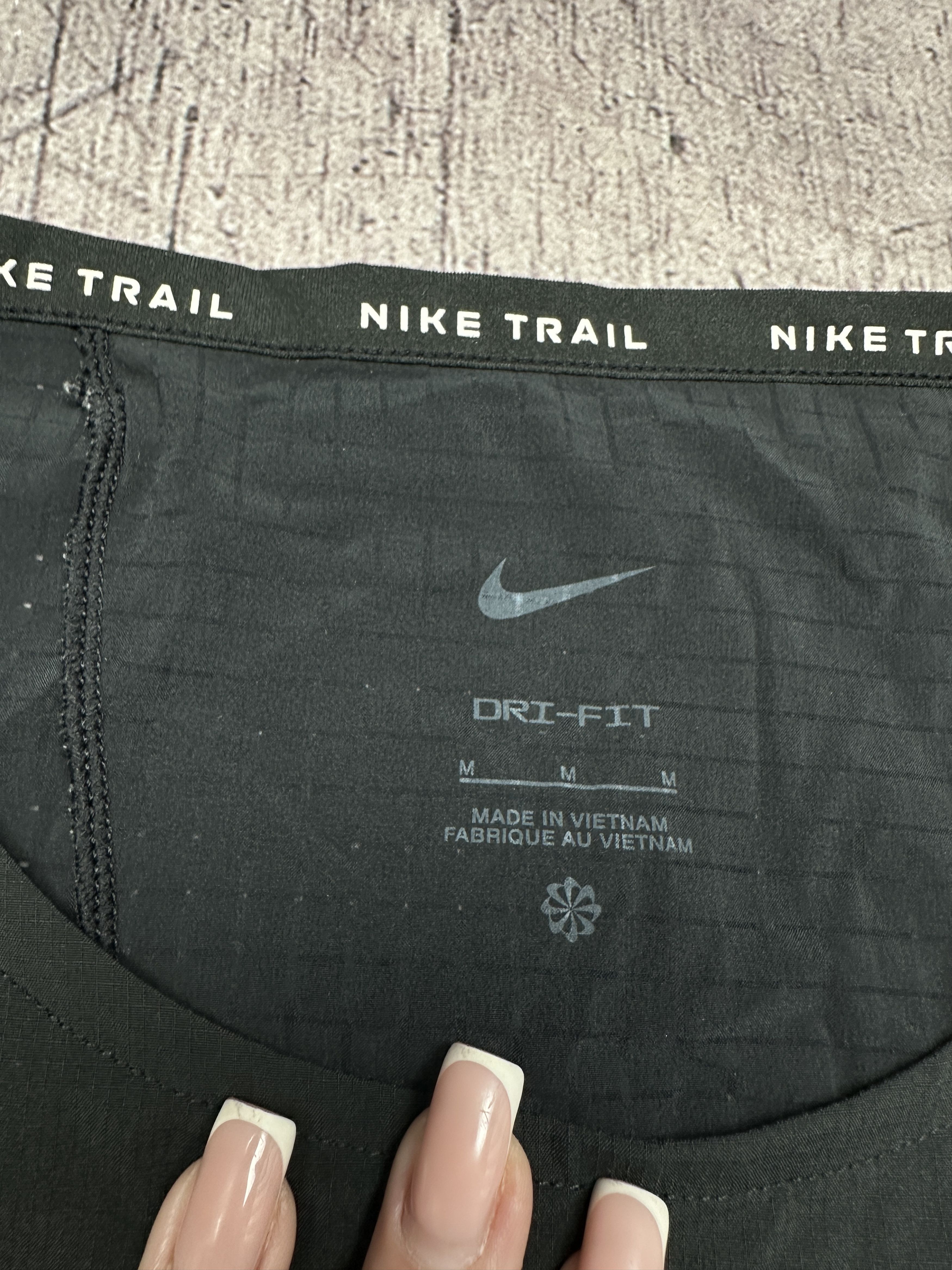 Nike Nike Trail Dri Fit Mens T-Shirt Size US M / EU 48-50 / 2 - 5 Thumbnail