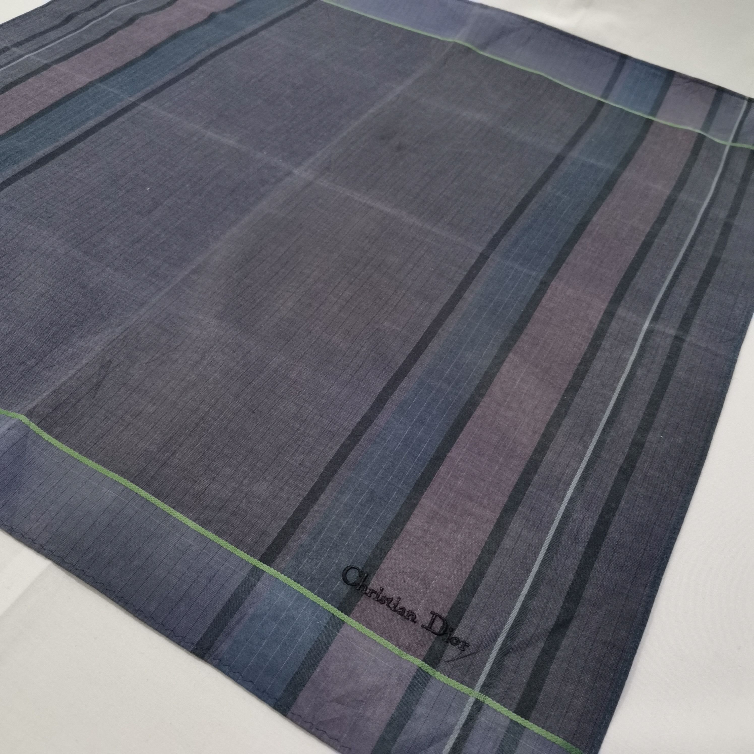 Christian Dior Monsieur CHRISTIAN DIOR HANDKERCHIEF/ NECKERCHIEF/ BANDANA/ SCARF Size ONE SIZE - 5 Thumbnail