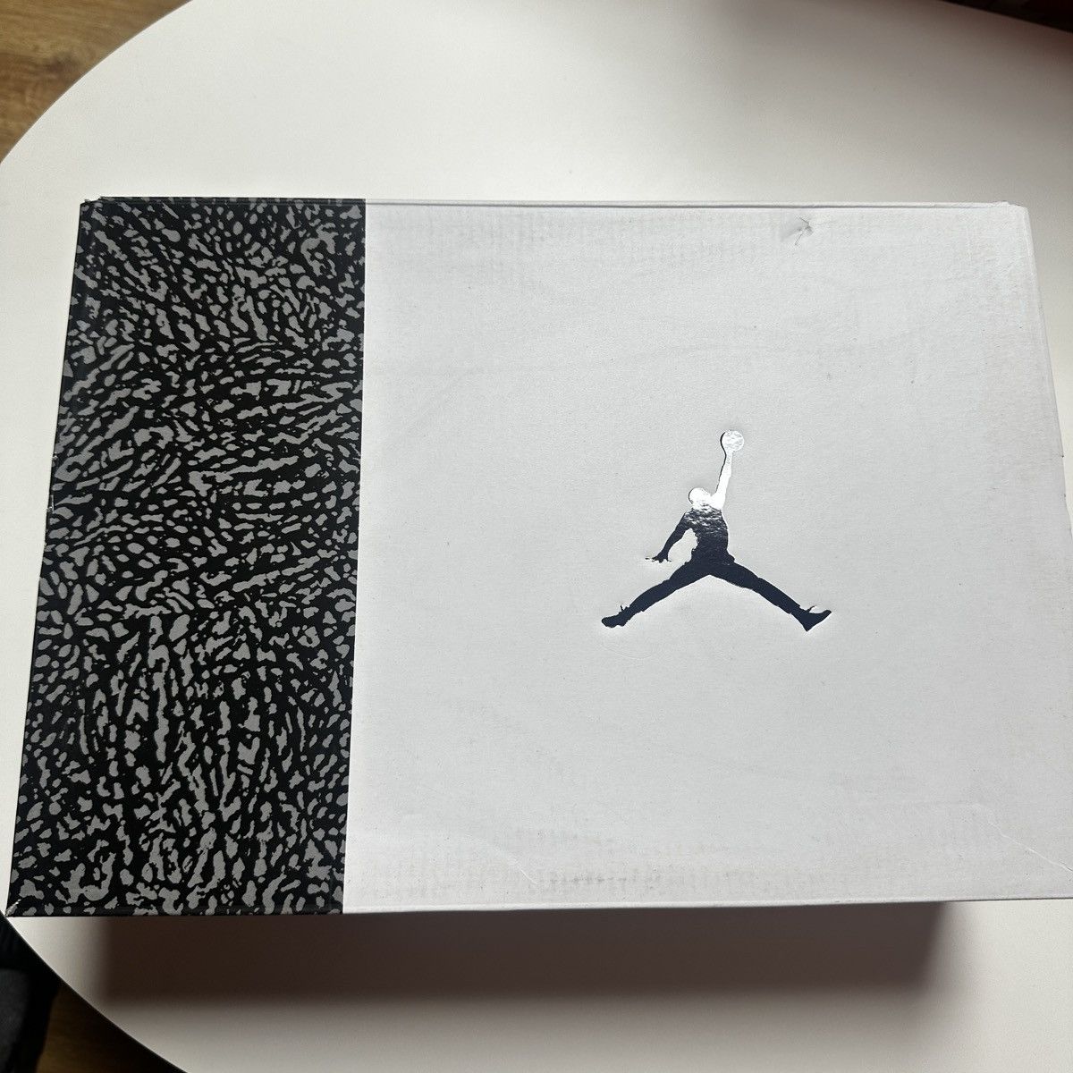Jordan Brand *NEW* SIZE 10.5 US MEN Air Jordan 3 Retro MIDNIGHT NAVY 2023 Size US 10 / EU 43 - 12 Thumbnail