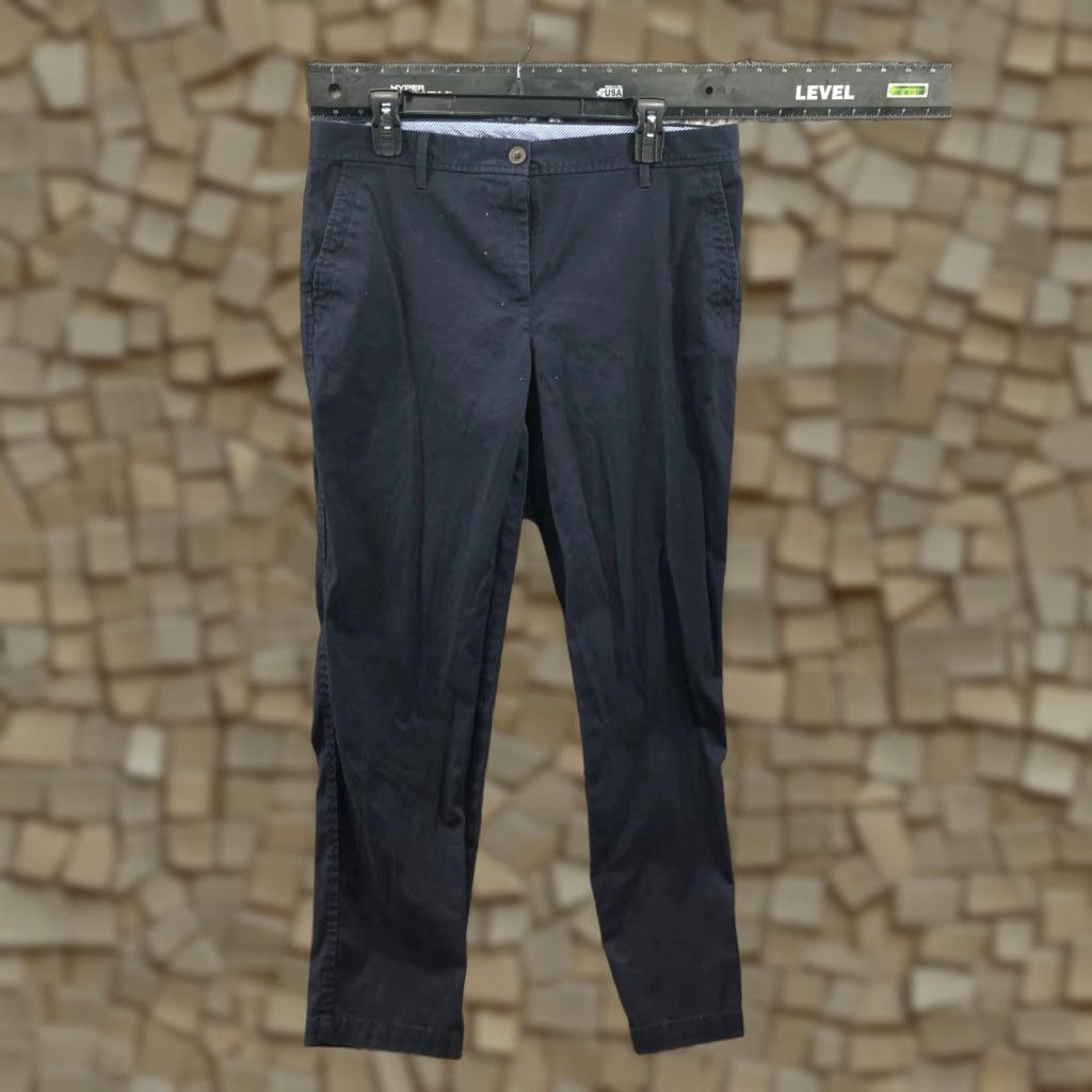 Talbots Talbots Chino Pants Women 10 Relaxed Blue Pant Size 10 Inseam 30 Dark Wash Pockets Stretch Front Flat Front Vintage No 32 Waist Women's Classic Modern Size 32" / US 10 / IT 46 - 1 Thumbnail