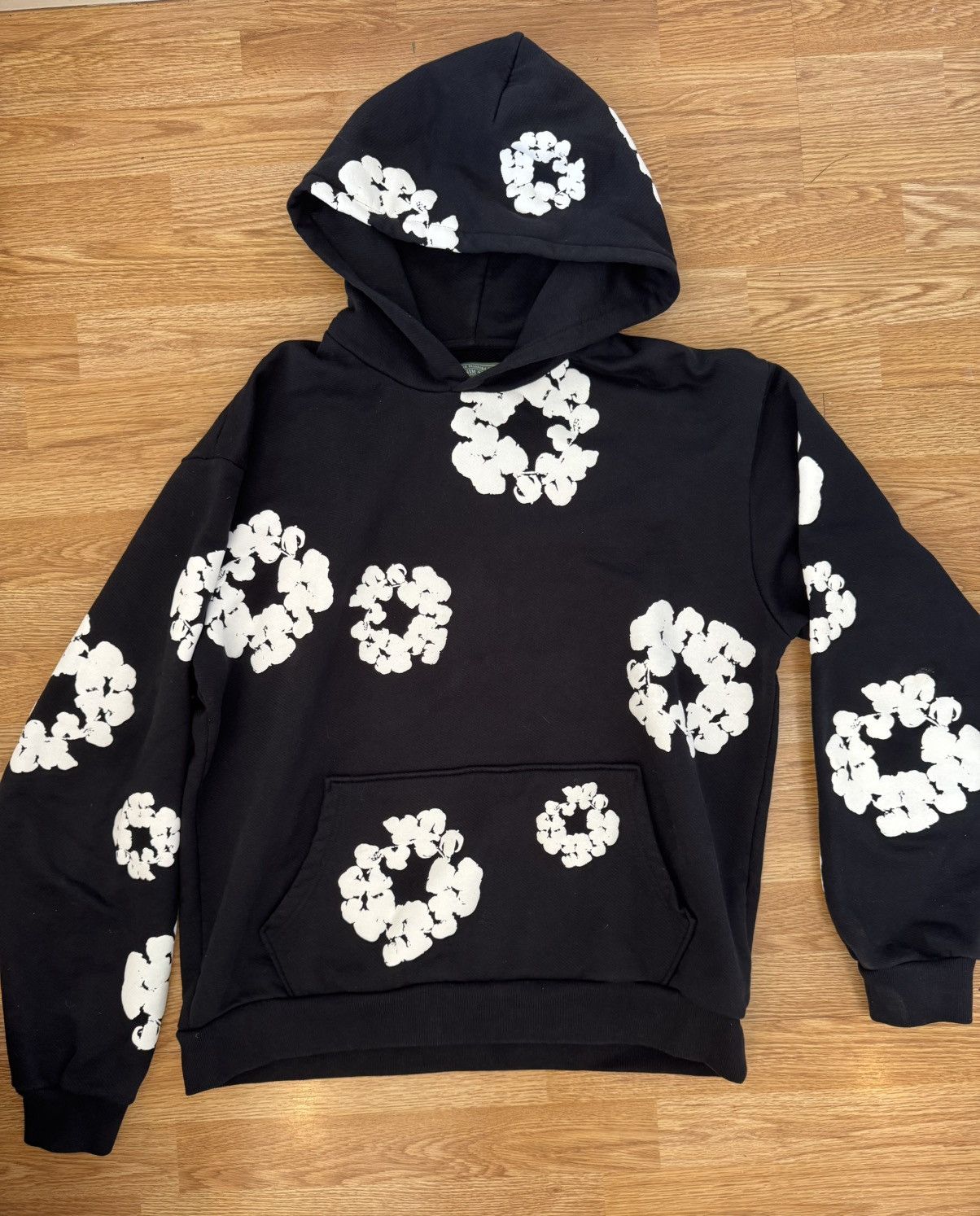 DENIM TEARS Denim Tears The Cotton Wreath Sweatshirt ‘Black’ Size US L / EU 52-54 / 3 - 1 Thumbnail
