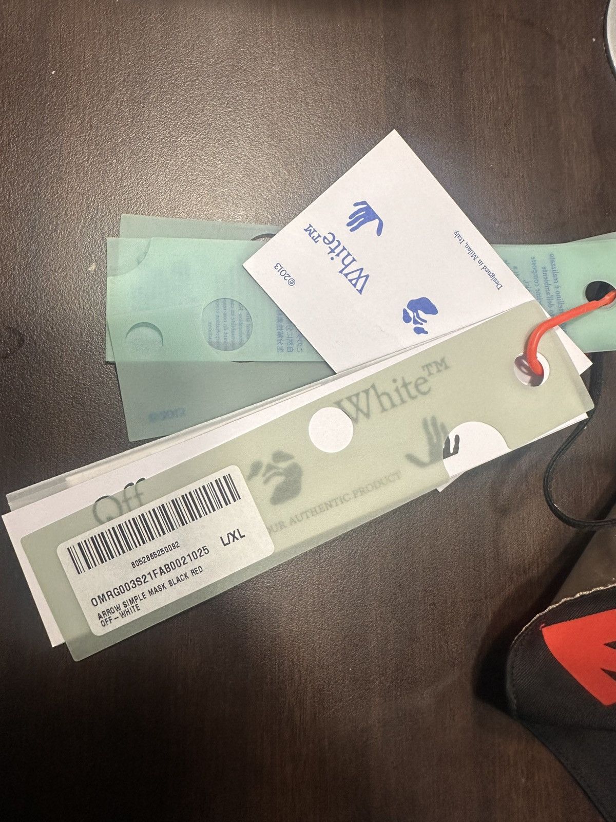 Off-White Off white face mask brand new. Size ONE SIZE - 3 Thumbnail