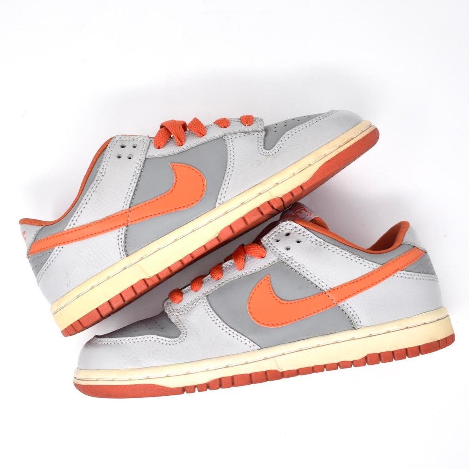 Nike 2004 Nike Dunk Low “Orange Flash” Size US 5 / IT 35 - 2 Thumbnail