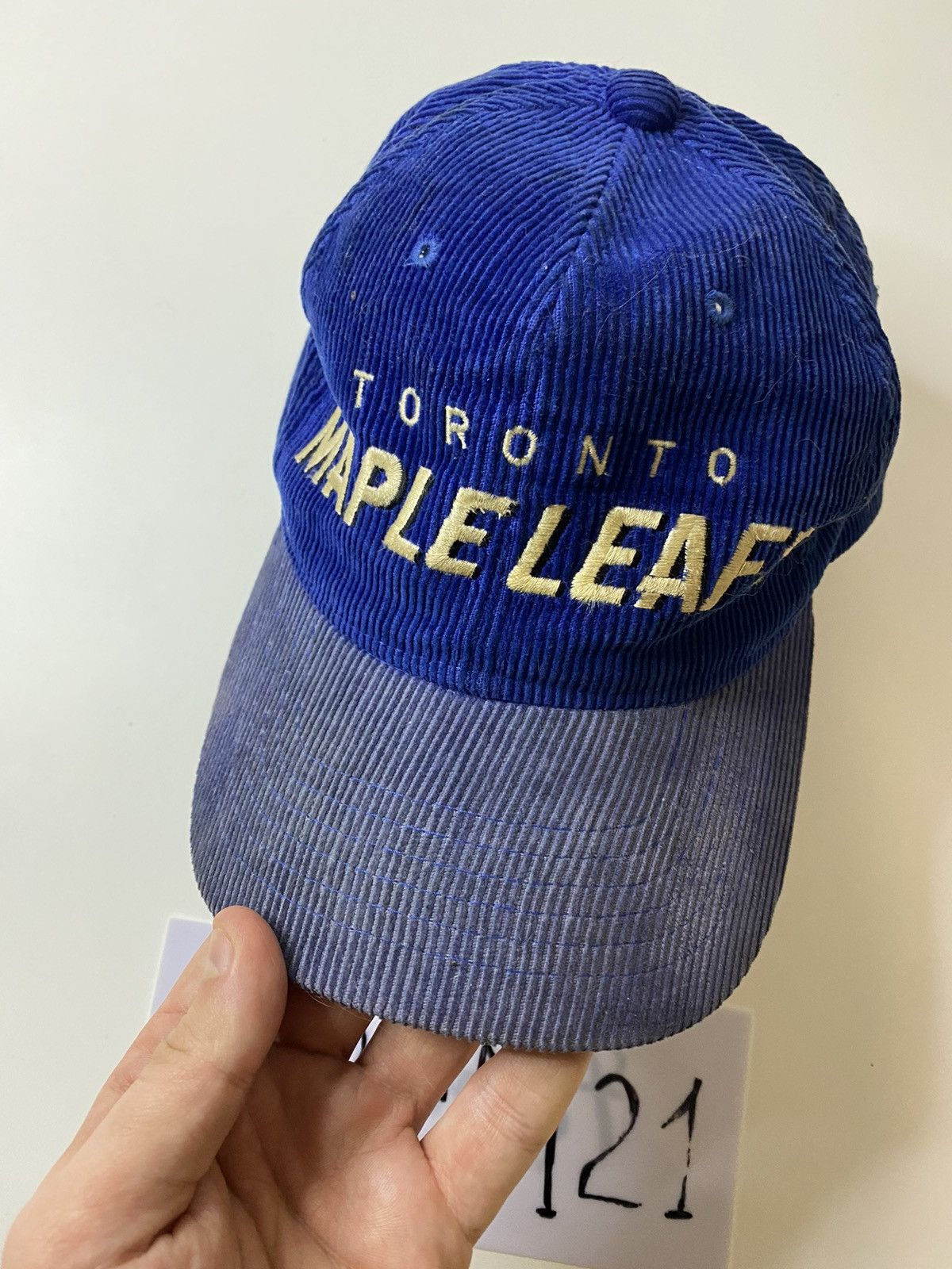 Starter Toronto Maple leafs vintage cap hat Size ONE SIZE - 2 Thumbnail