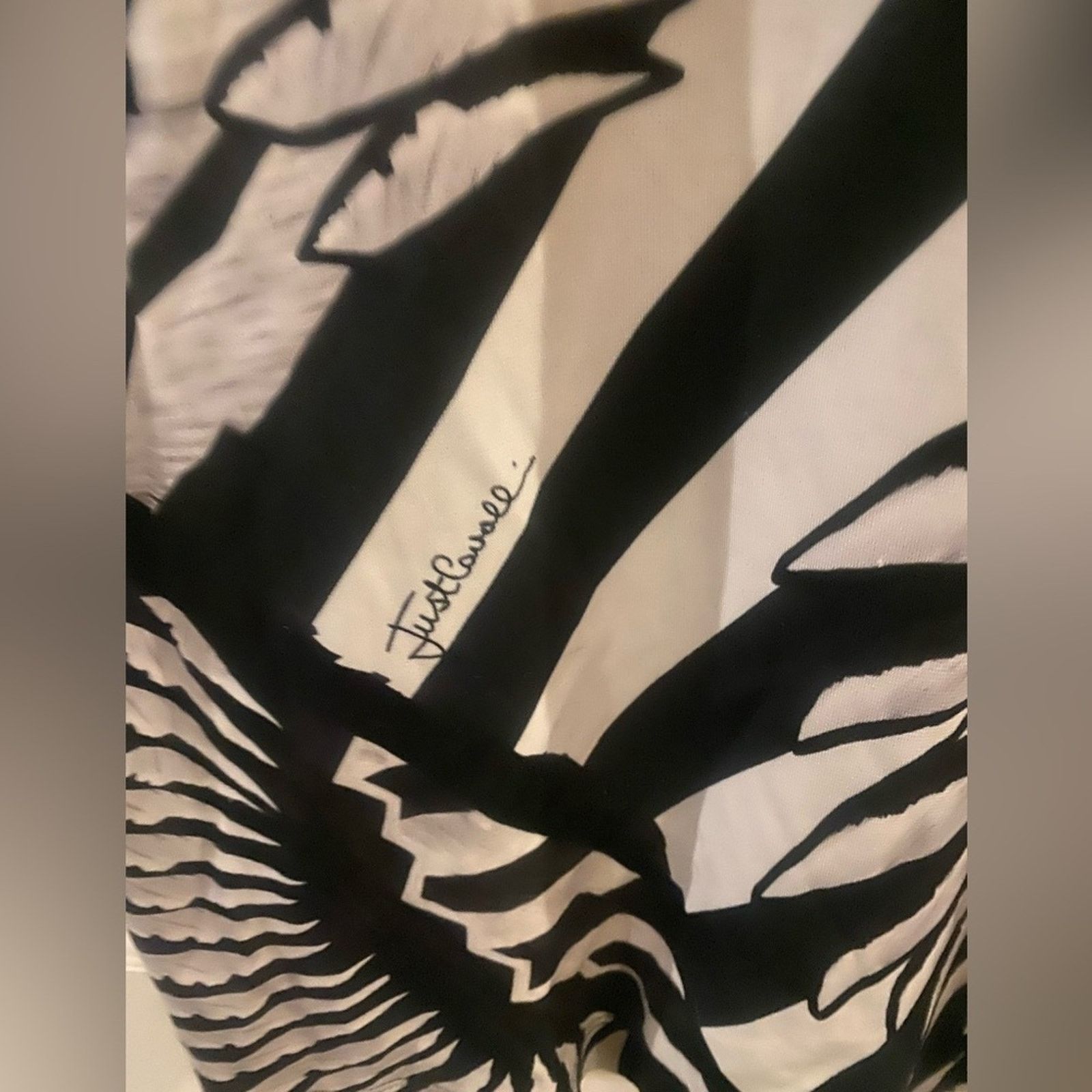 Just Cavalli Just Cavalli Winged Bodycon Dress SZ. 38 Black White Size S / US 4 / IT 40 - 7 Thumbnail