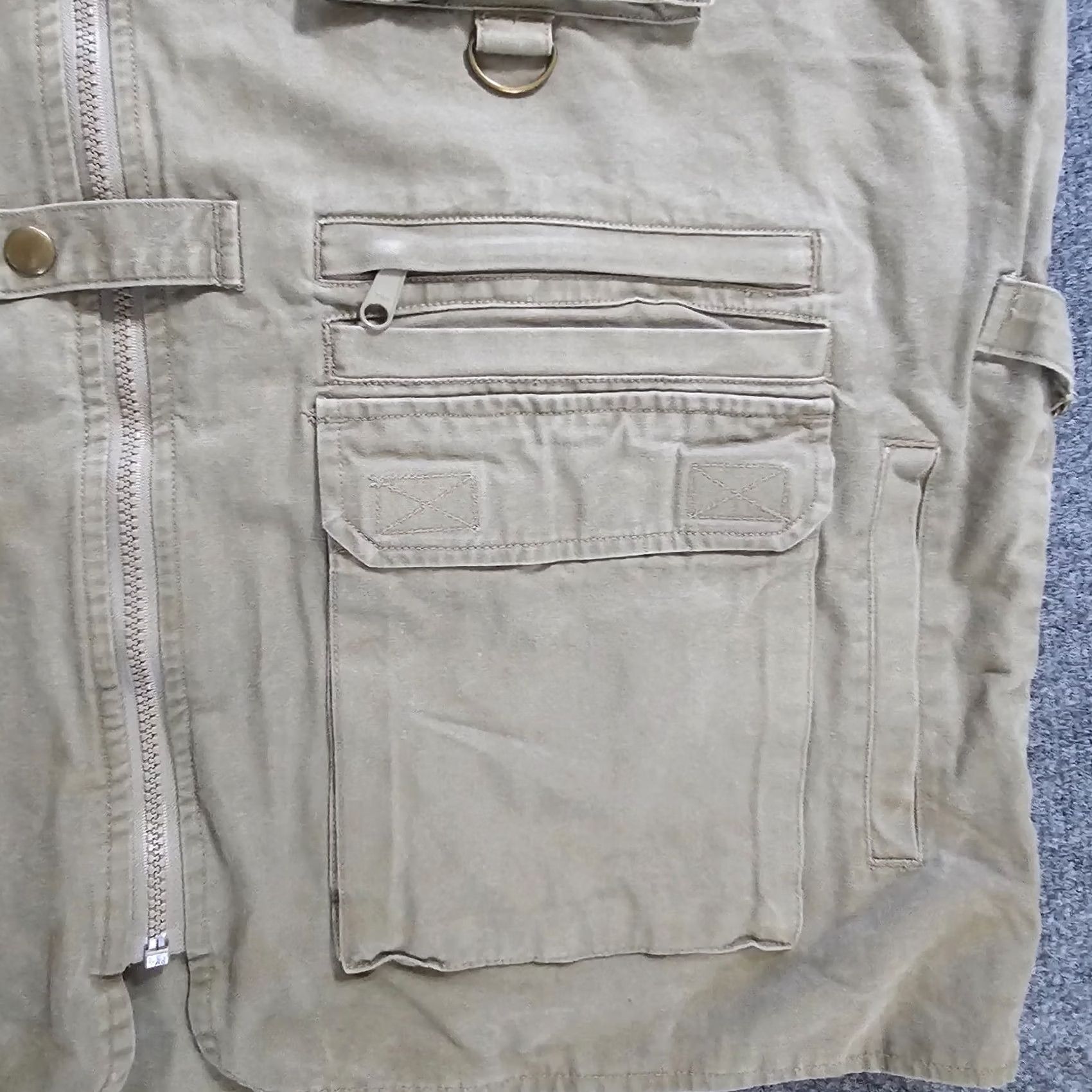 Orvis VINTAGE Orvis Vest Mens XL Beige Canvas Fishing Pockets Zip V Neck Photography Size US XL / EU 56 / 4 - 5 Thumbnail