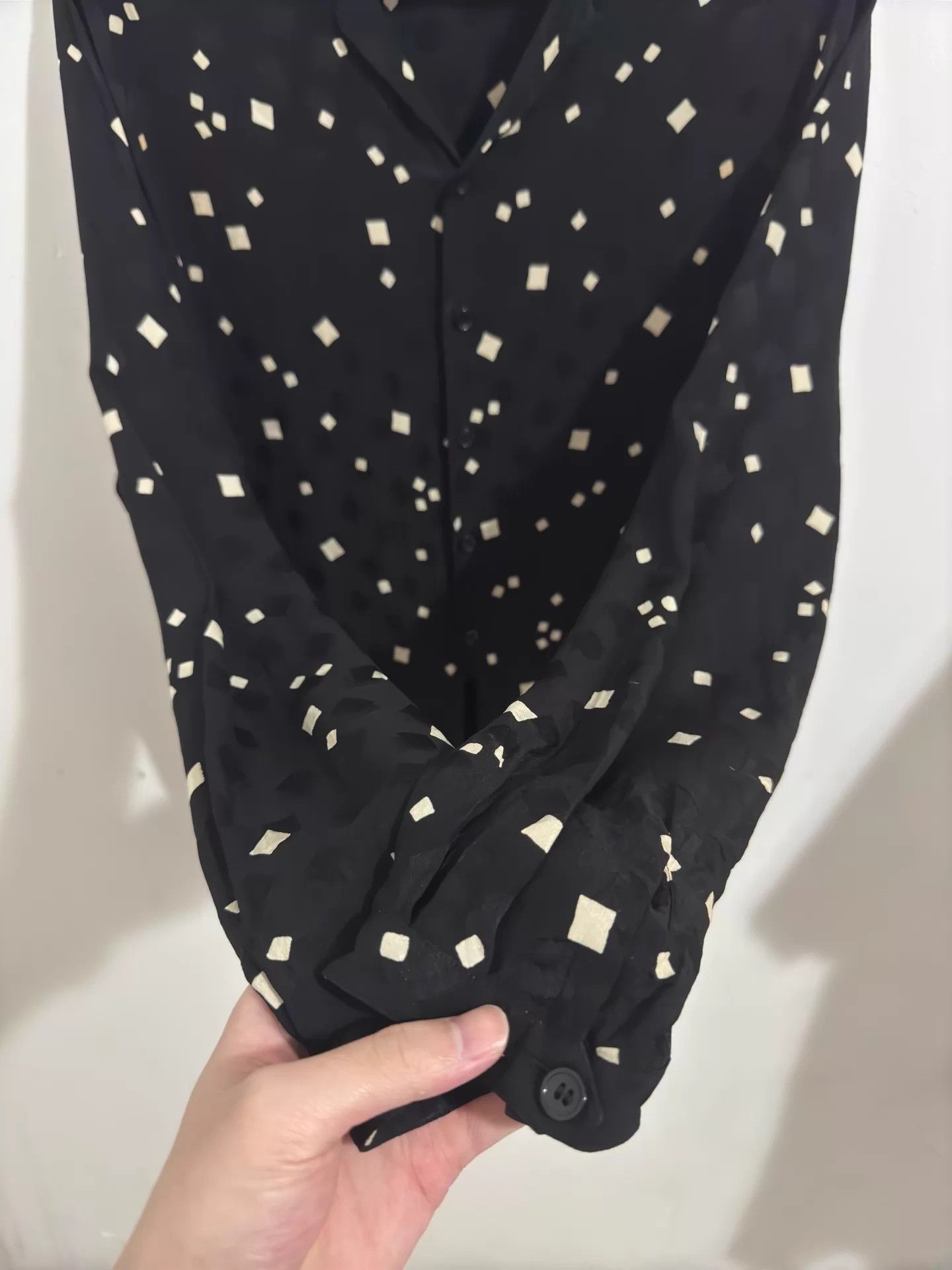 Saint Laurent Paris SLP 20ss Cuban Collar Silk B&W Colorblock Shirt 40M Size US M / EU 48-50 / 2 - 5 Thumbnail