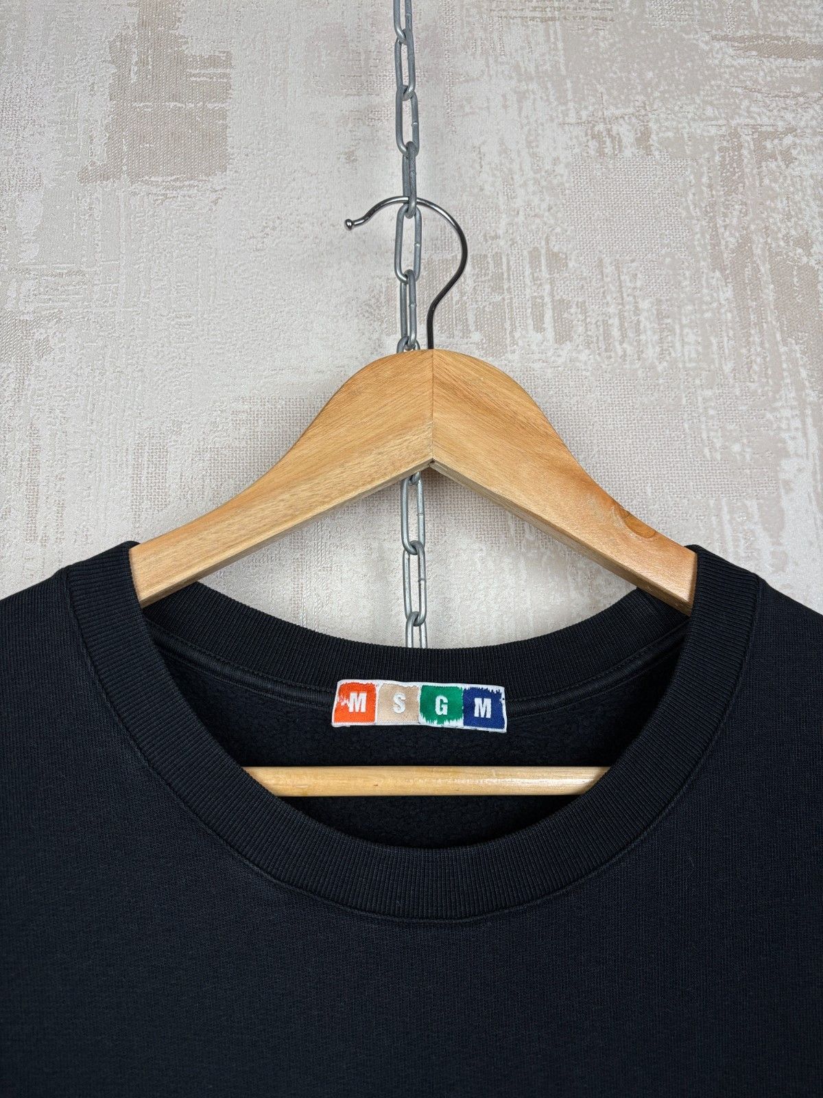 MSGM MSGM Block Gold Logo Crew Sweatshirt Size Fits Like M-L Size US L / EU 52-54 / 3 - 5 Thumbnail