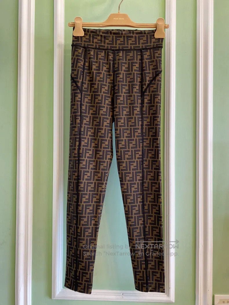 Fendi Fendi Monogram Full Print Logo, Tight Elastic Pants Size 26" / US 2 / IT 38 - 1 Thumbnail