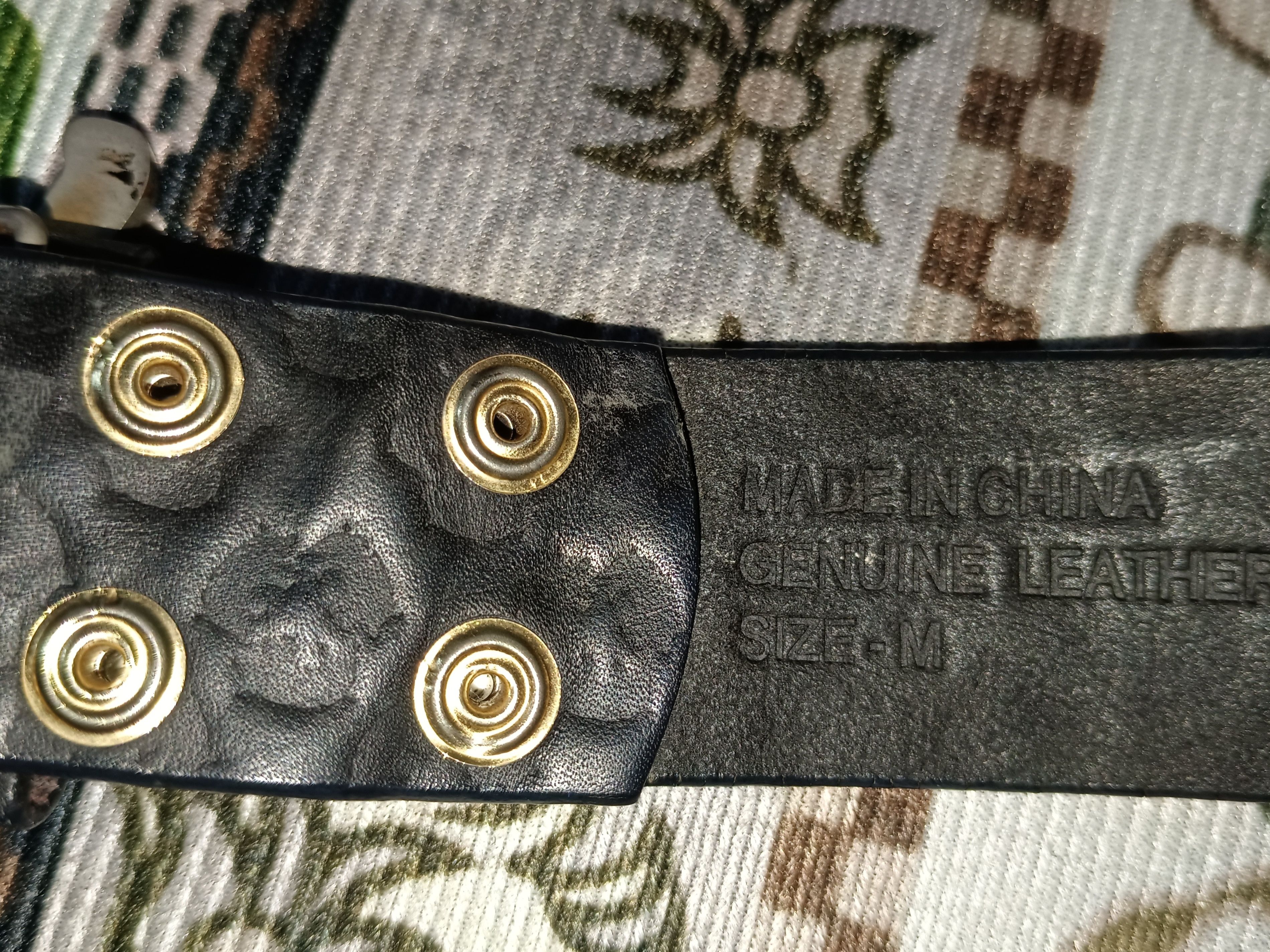 Burton × Vintage Vintage Rare Burton Uninc Peace Pig Buckle Belt Size 32 - 4 Thumbnail