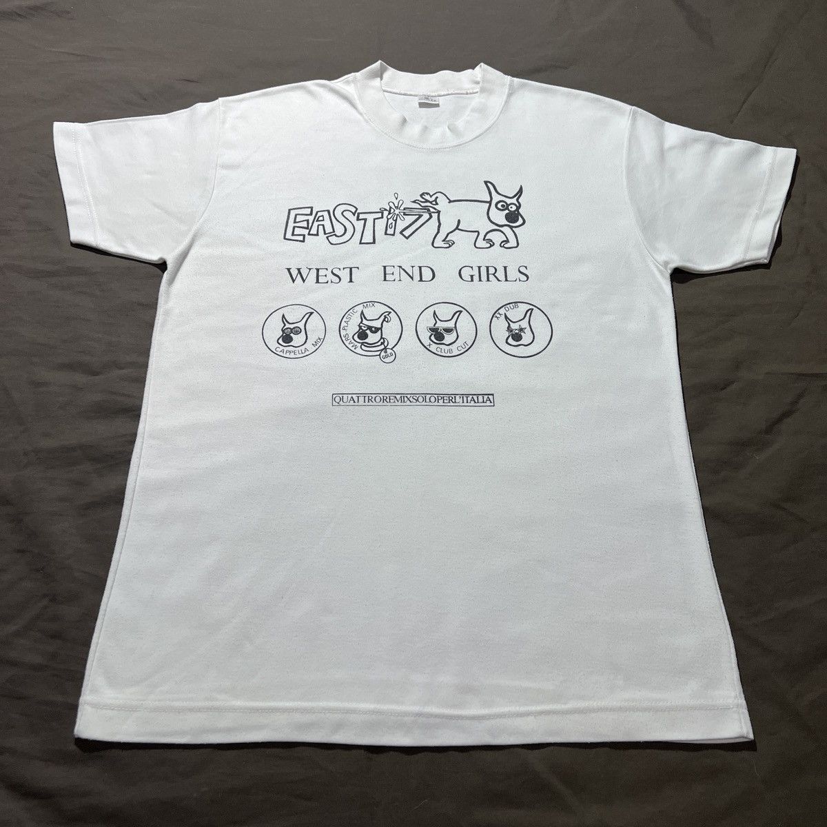 Band Tees Rare VTG 90s East 17 Euro House Electronic Hiphop Tee DMC DJ Size US M / EU 48-50 / 2 - 2 Thumbnail