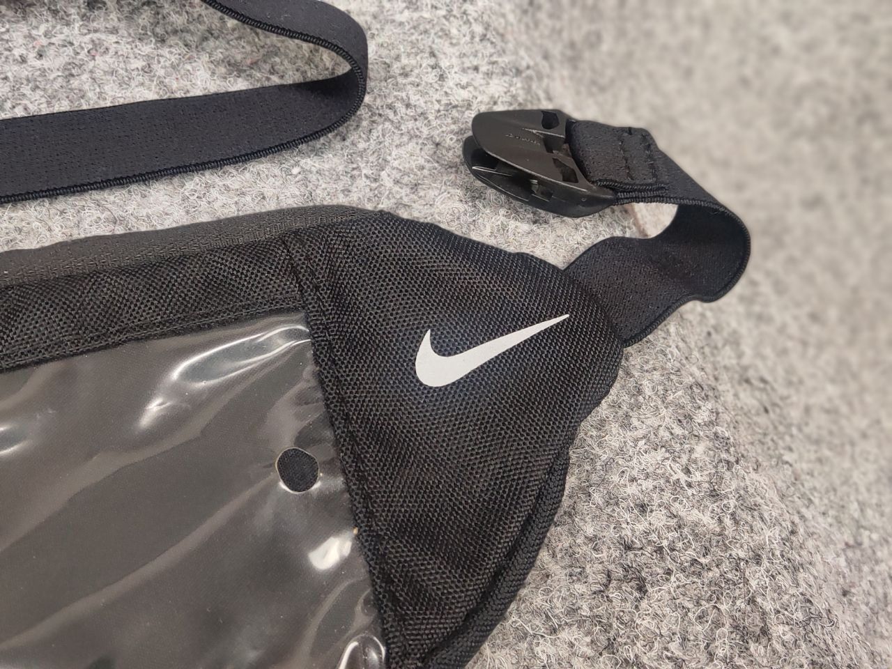 Nike Vintage Nike Black men's casual sports shirt with a belt Bag Size ONE SIZE - 5 Thumbnail