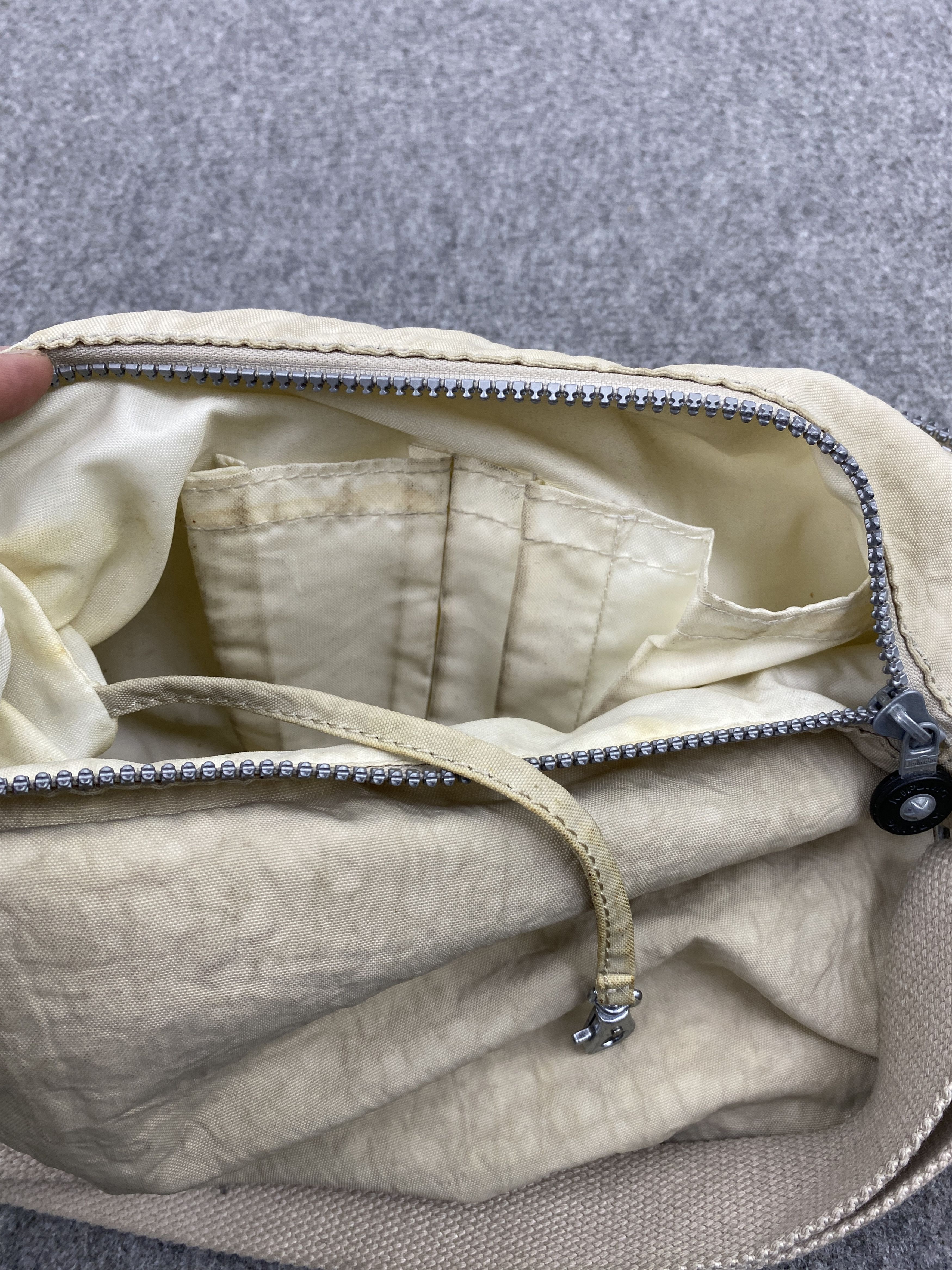 Japanese Brand Vintage Kipling Multi Pocket Sling Shoulder Bag BG0119 Size ONE SIZE - 12 Thumbnail