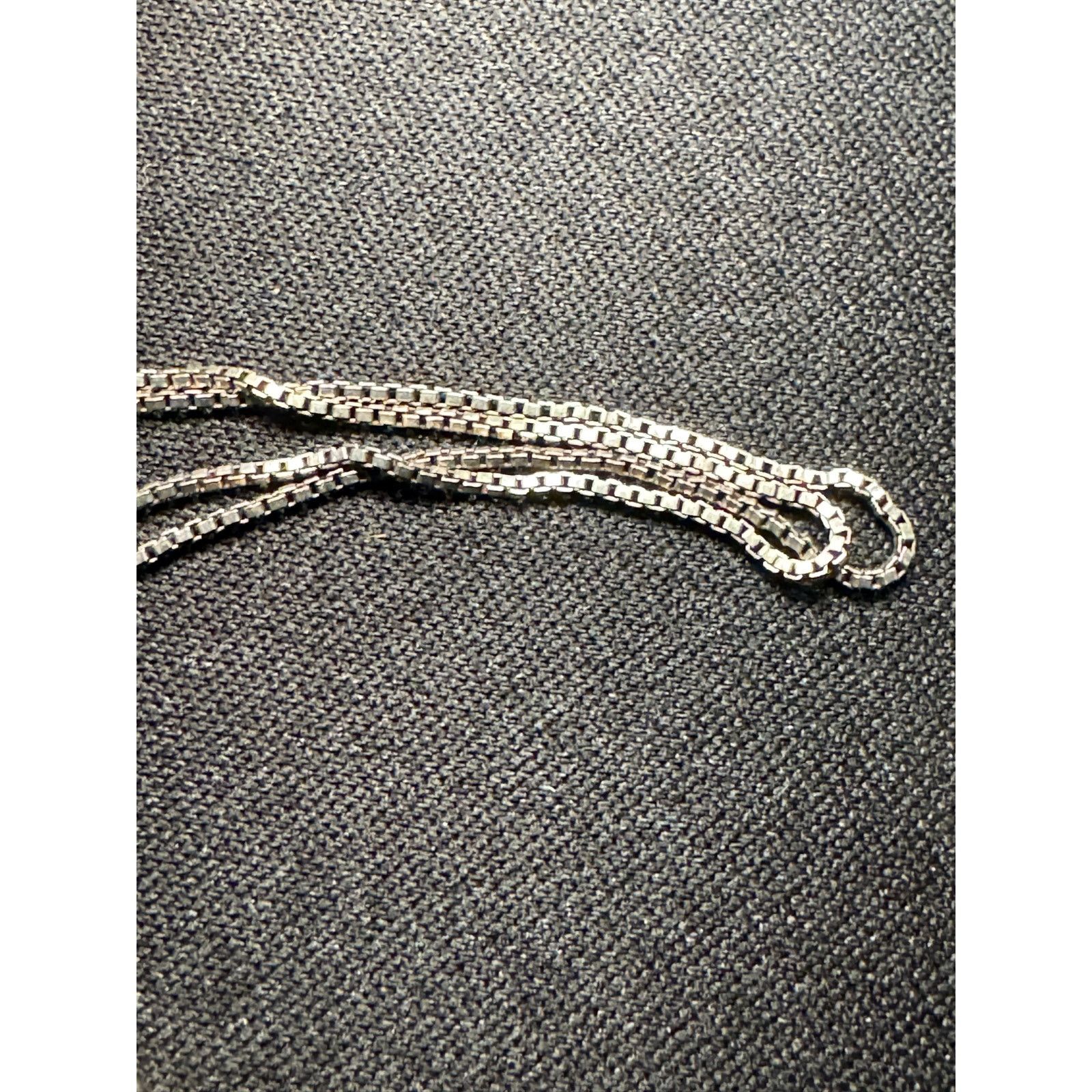 Other 925 Sterling Italy Diamond Small Chips Flower Necklace 18in Size ONE SIZE - 4 Thumbnail