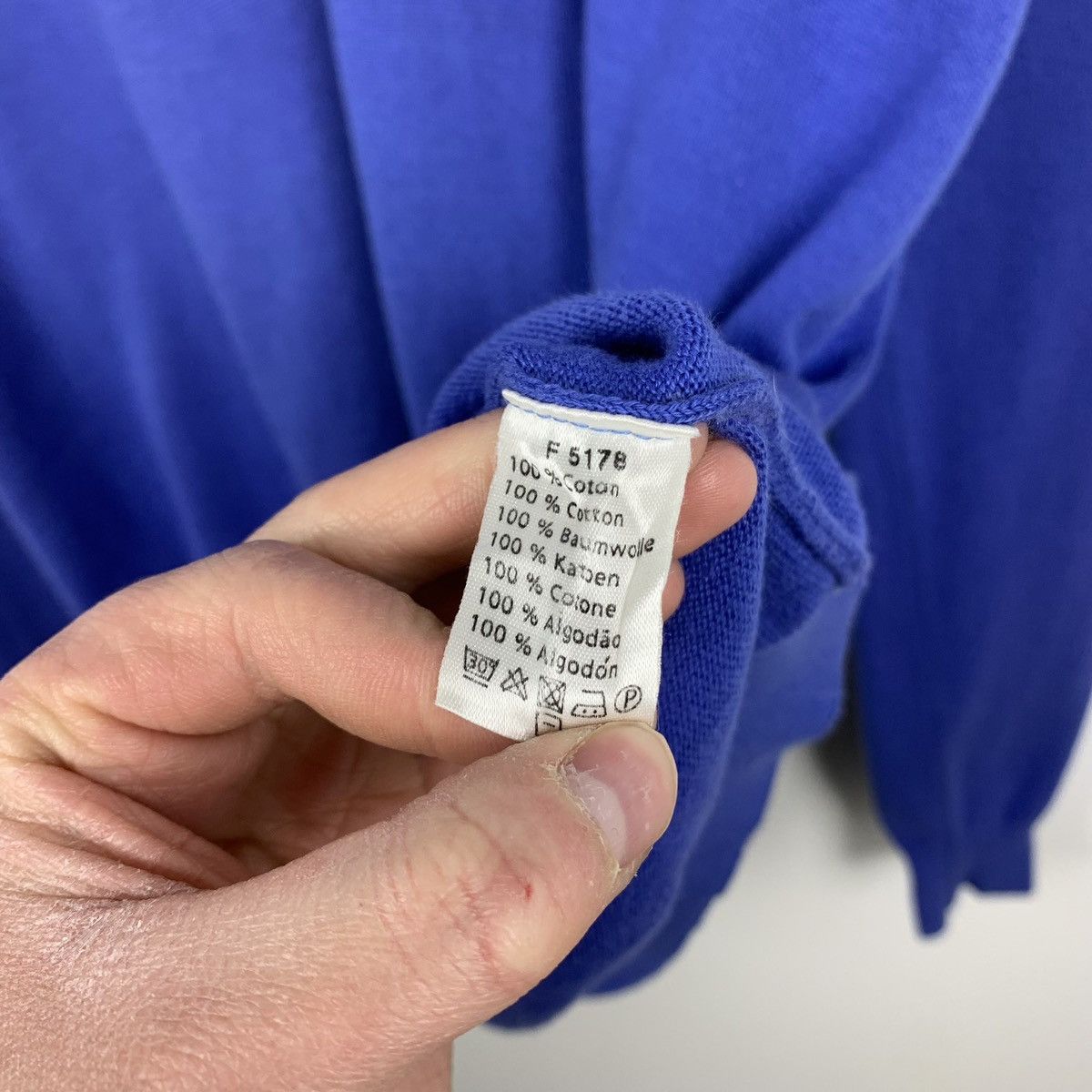Lacoste Vintage Lacoste V-Neck Sweater luxury casual designer 90s Size US XL / EU 56 / 4 - 10 Thumbnail