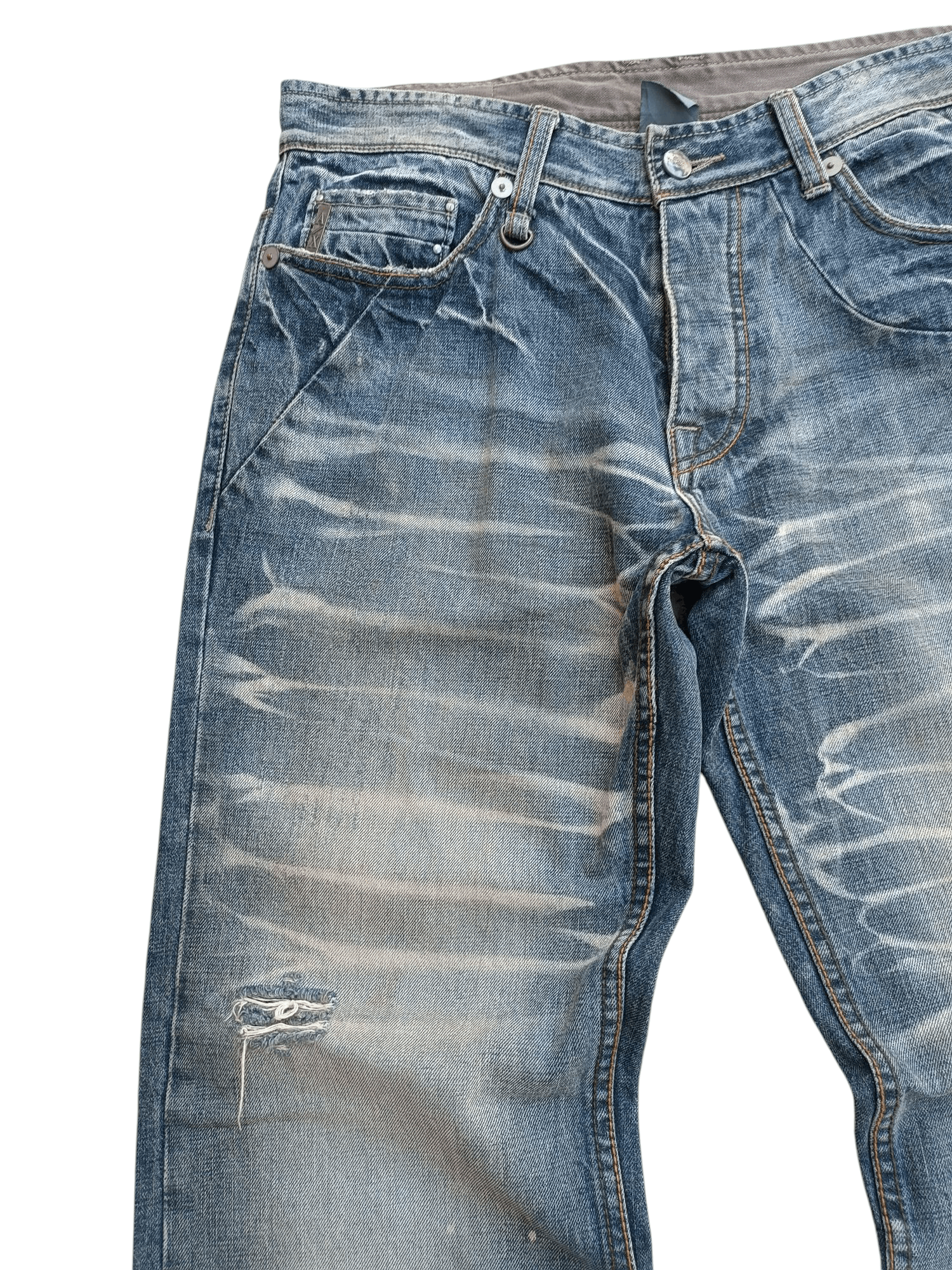 Armani Exchange Armani Exchange Distressed Whiskers Faded Denim E261 Size US 33 - 5 Thumbnail