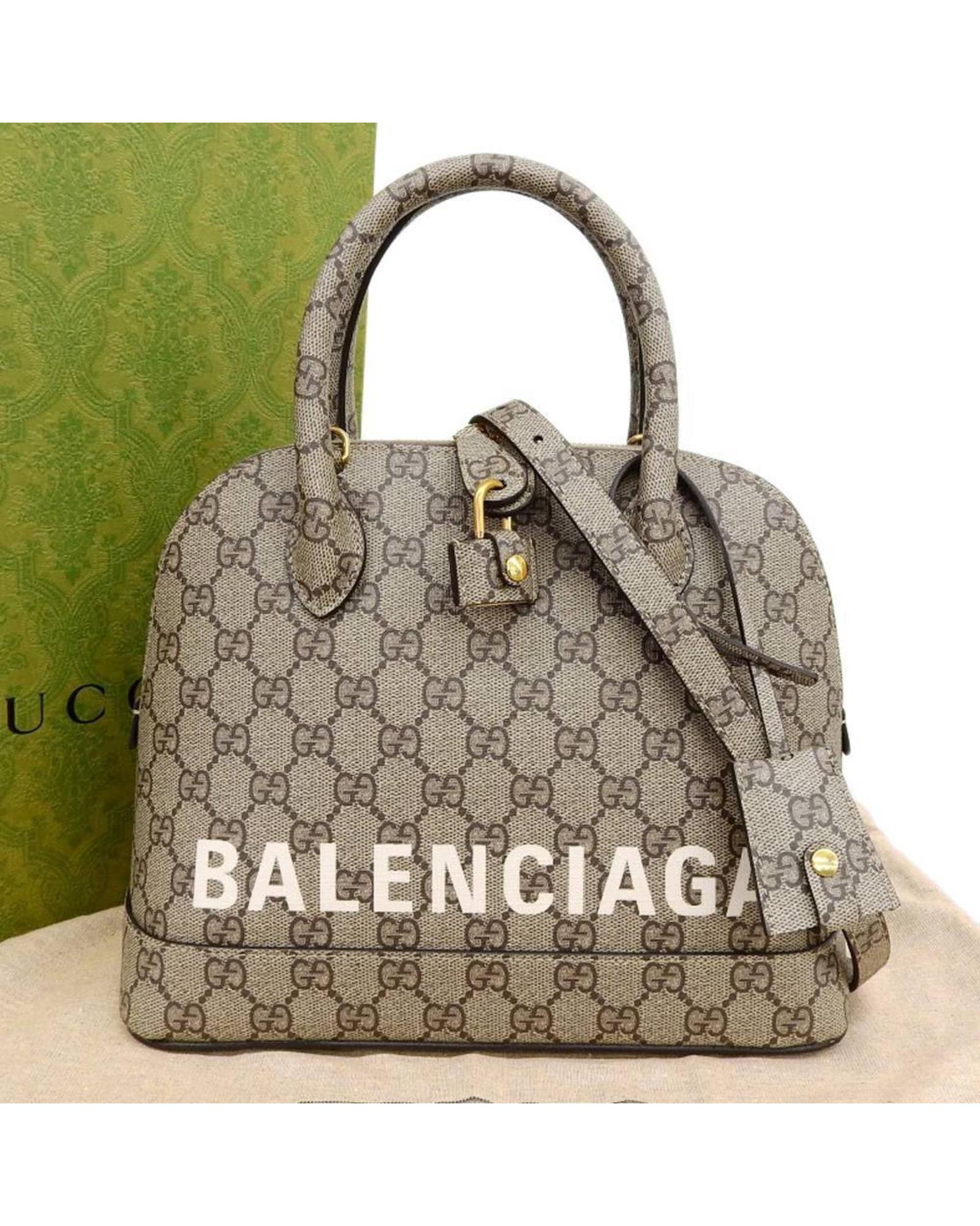 image of Gucci Hacker Beige GG Supreme Handbag, Women's