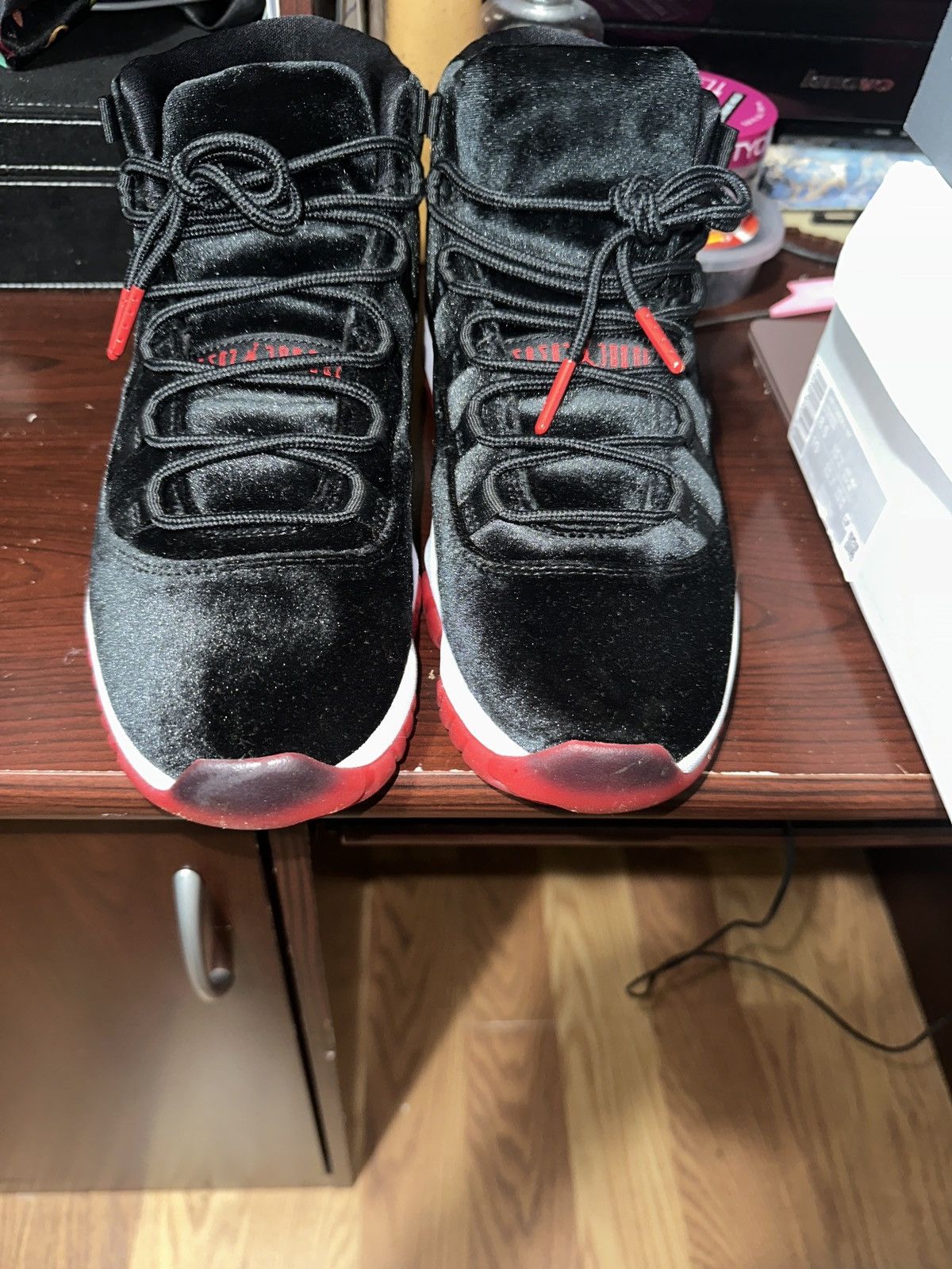 Jordan Brand Air Jordan 11 "Bred Velvet" sneakers - women Size US 10 / EU 43 - 5 Thumbnail