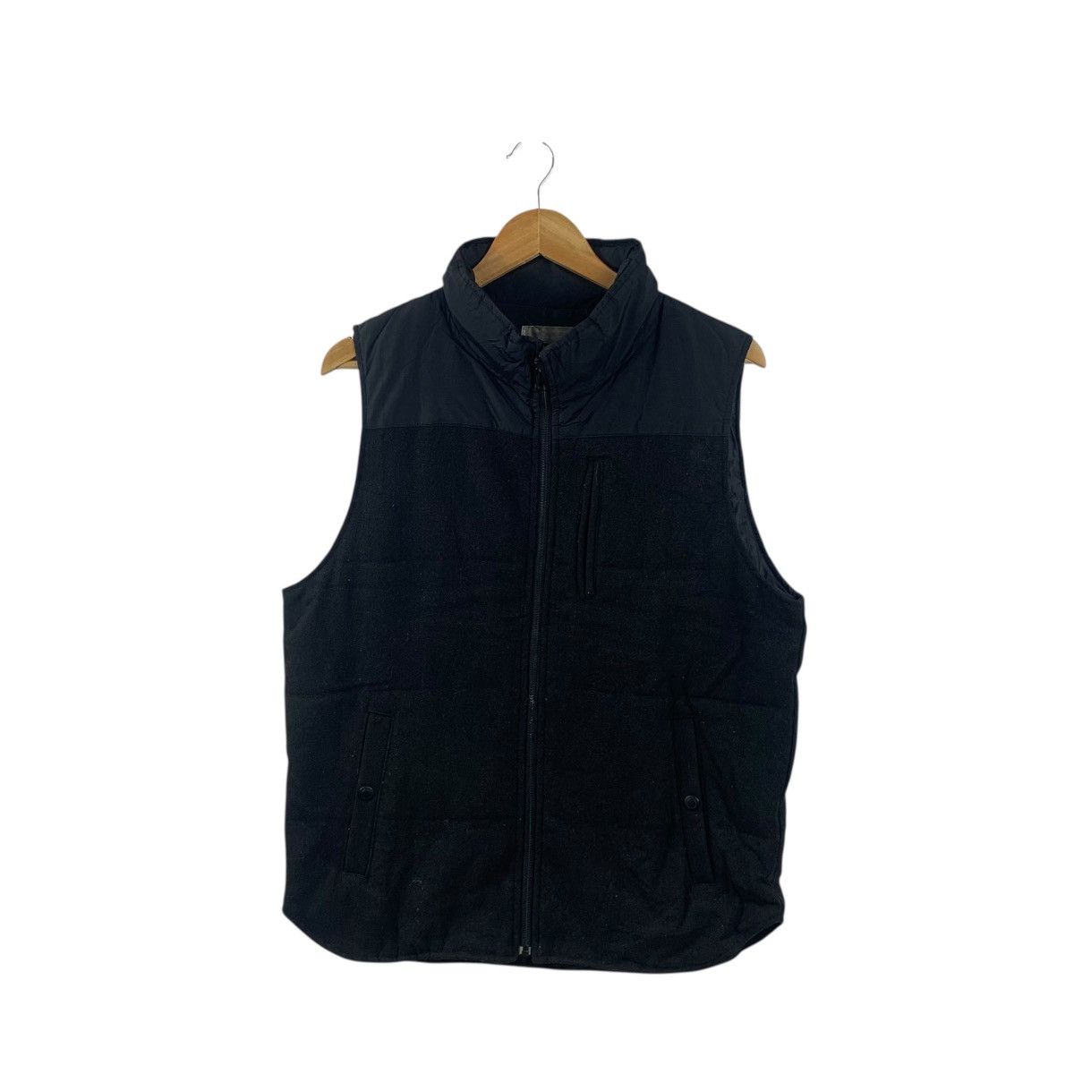 Takeo Kikuchi Vintage TAKEO KIKUCHI JAPAN Light Puffer Vest Jacket Size M / US 6-8 / IT 42-44 - 1 Thumbnail