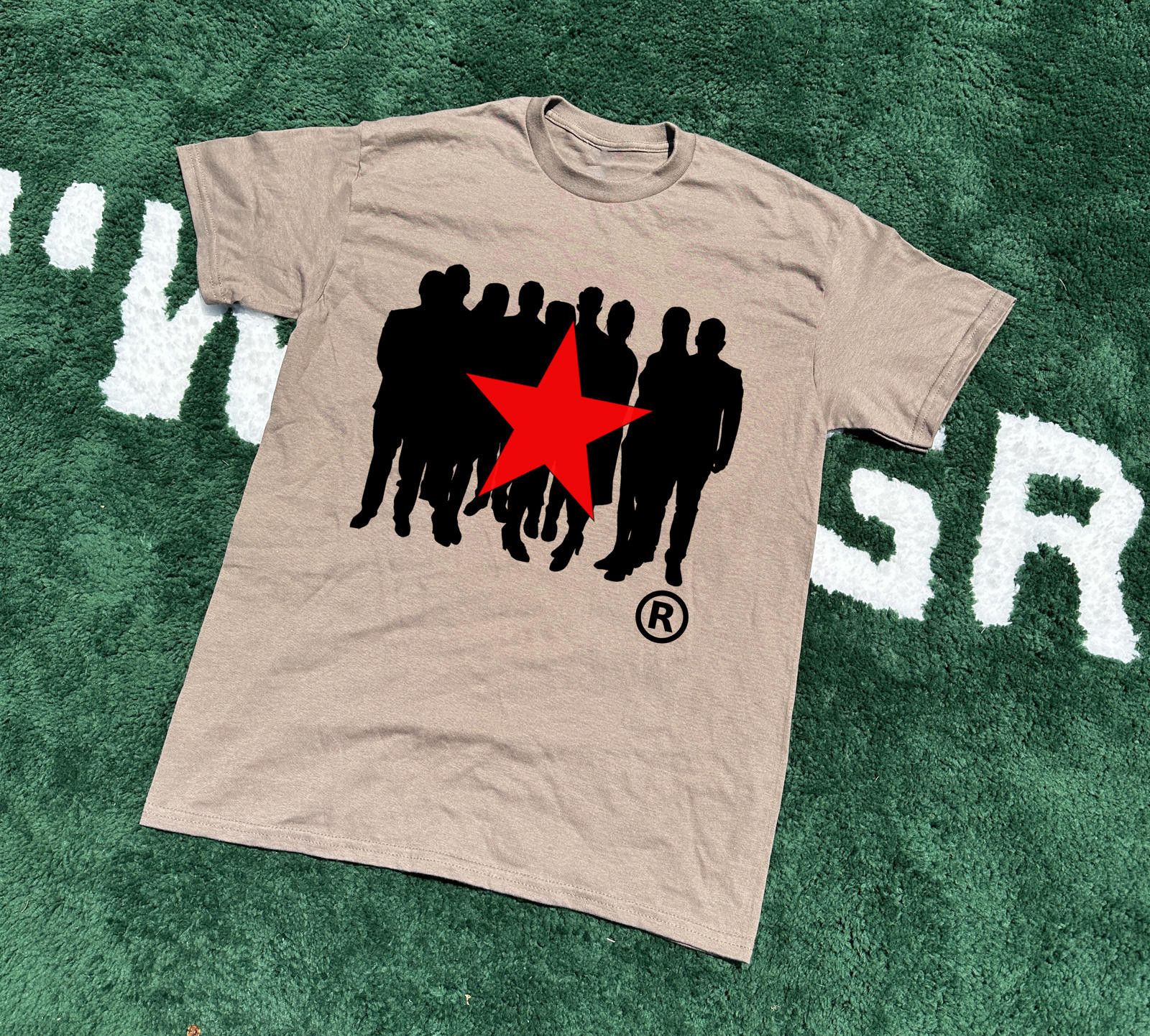 Japanese Brand Commune Tee Sand / Red Size US M / EU 48-50 / 2 - 1 Preview