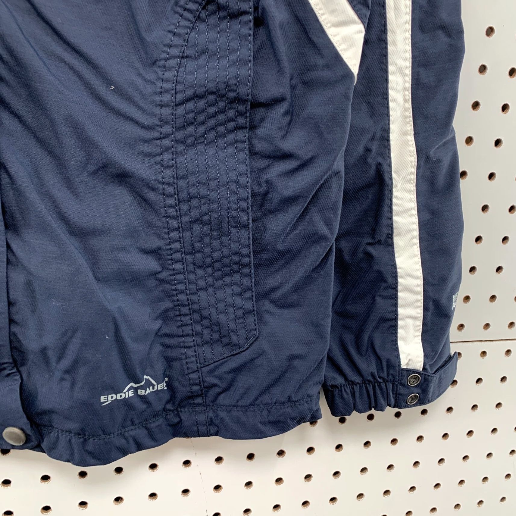 Eddie Bauer Eddie Bauer Jacket Womens Small Navy Blue SKi SNow Reflective Puffer Ski Size S / US 4 / IT 40 - 7 Thumbnail