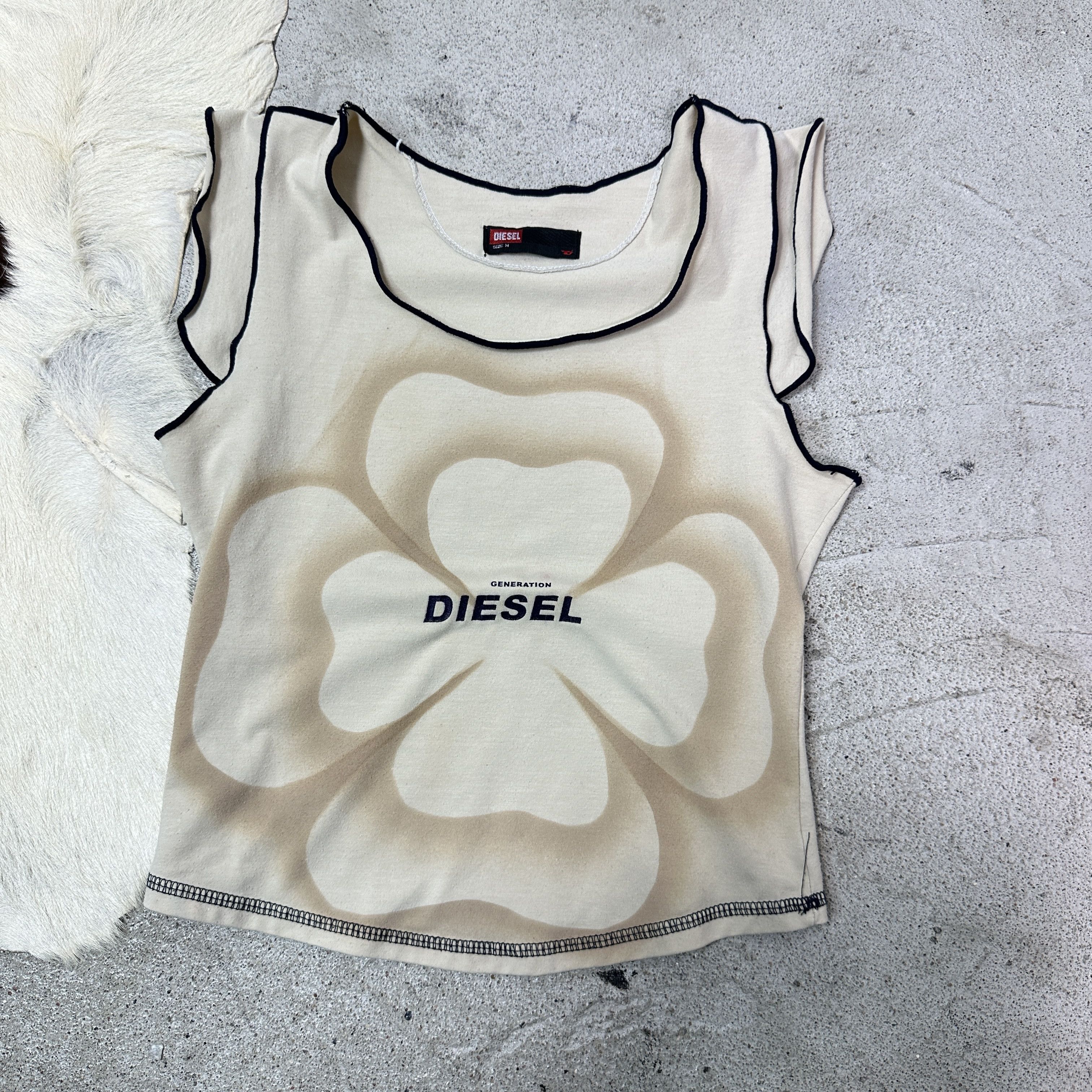 Diesel Vintage Avant Garde Streetwear Diesel Crop Top Y2K Size XL / US 12-14 / IT 48-50 - 2 Thumbnail