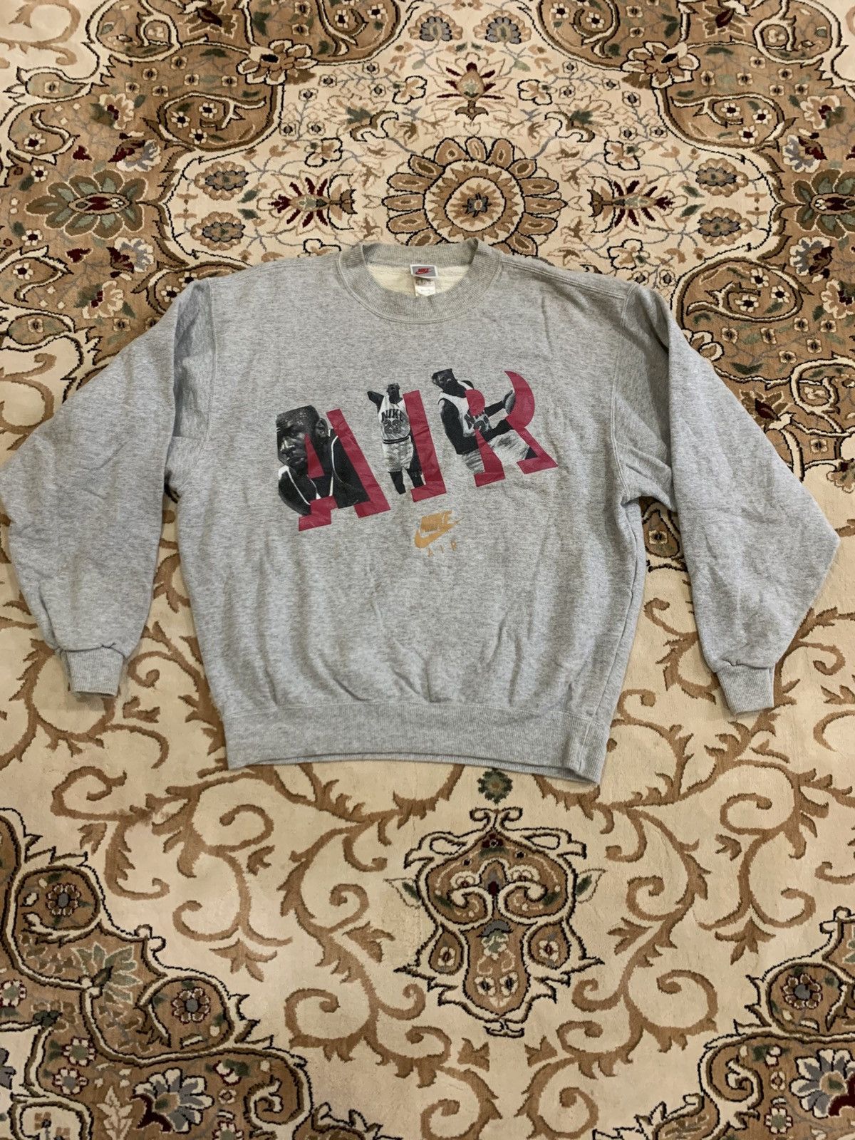 Nike Vintage 90s Nike Sweatshirt Air Jordan Basketball Size US L / EU 52-54 / 3 - 1 Thumbnail