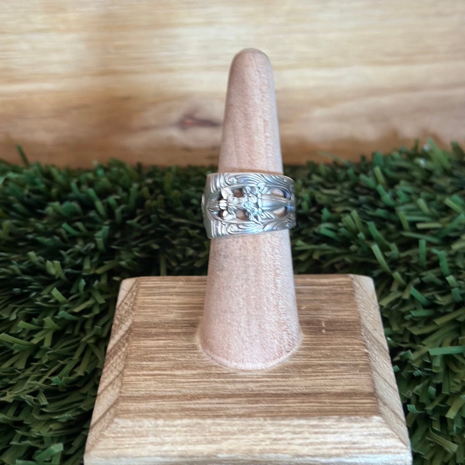Handmade Ring size 6.5 Size ONE SIZE - 2 Thumbnail