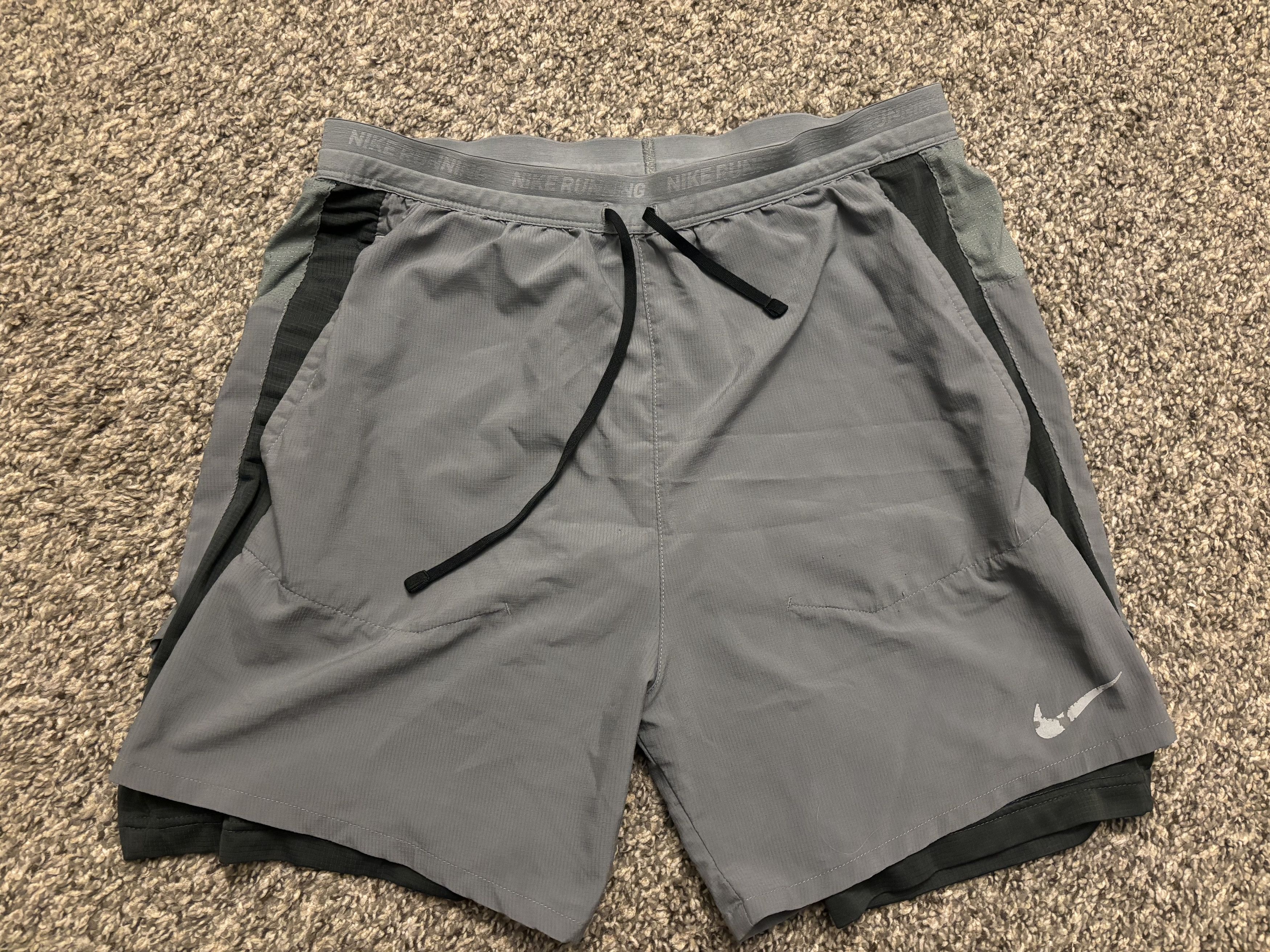 Nike NIKE GREY RUNNING SHORTS Size US 30 / EU 46 - 1 Thumbnail