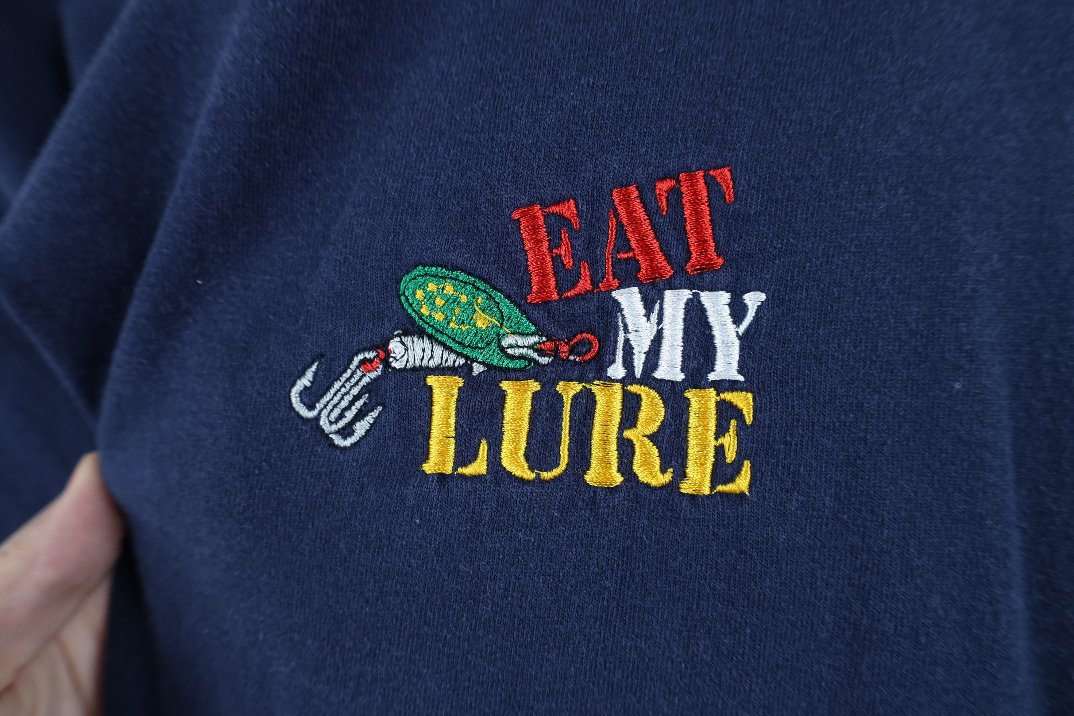 Vintage Vintage 90s Streetwear Eat My Lure Fishing T-Shirt Blue Size US XL / EU 56 / 4 - 4 Thumbnail