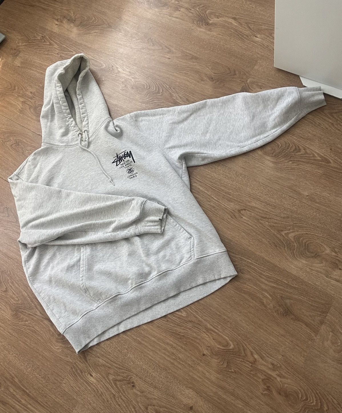 Stussy Stüssy World Tour Hoodie Size US L / EU 52-54 / 3 - 1 Thumbnail