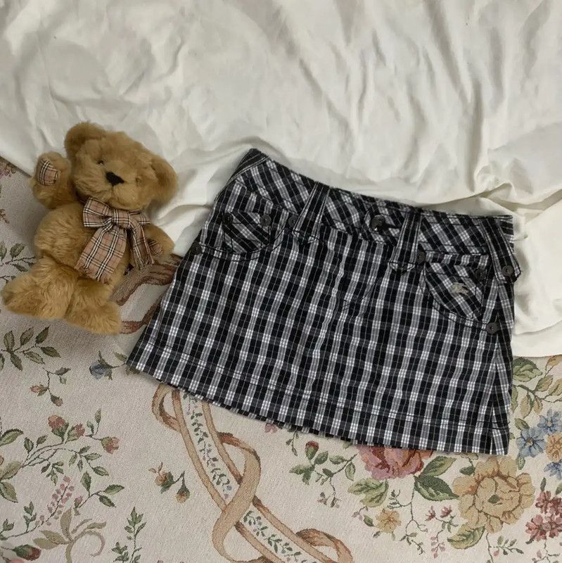 Burberry Burberry Black Cotton Check Mini Skirt Size 28" / US 6 / IT 42 - 1 Thumbnail