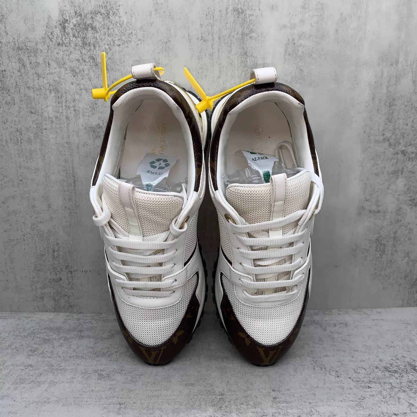 Louis Vuitton LV Run Away White Monogram Sneakers 36 98 New 13883 Size US 5.5 / IT 35.5 - 6 Thumbnail