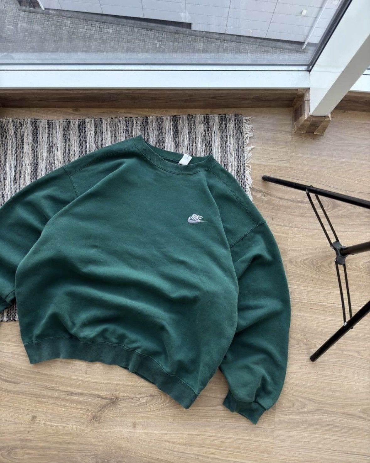 Nike × Vintage Vintage Nike 90s RARE Green Boxy Fit sweatshirt Size US XL / EU 56 / 4 - 2 Thumbnail