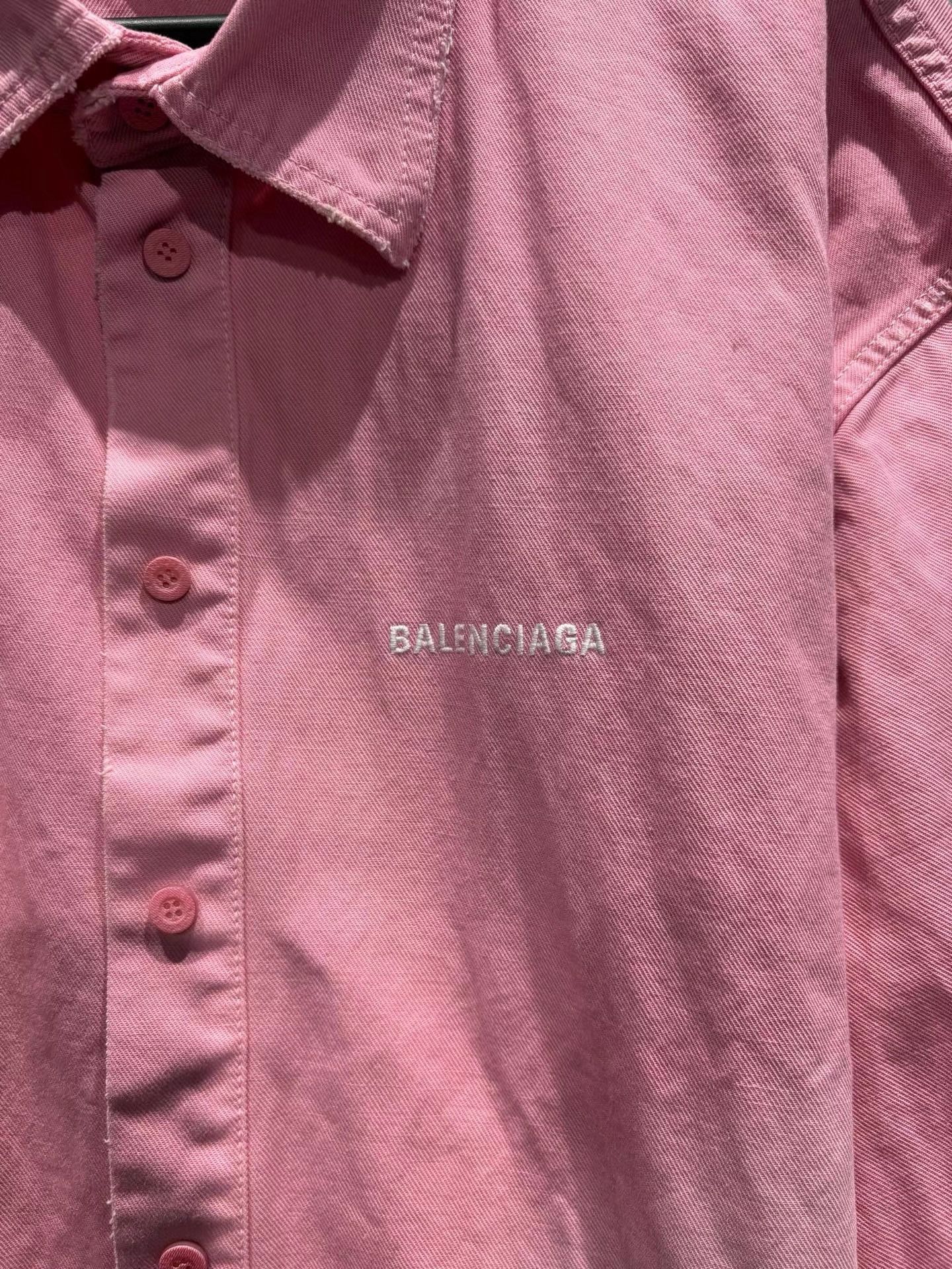 Balenciaga Balenciaga SS25 Stitched Logo Button-Up Long Sleeve K36 Size US M / EU 48-50 / 2 - 4 Thumbnail