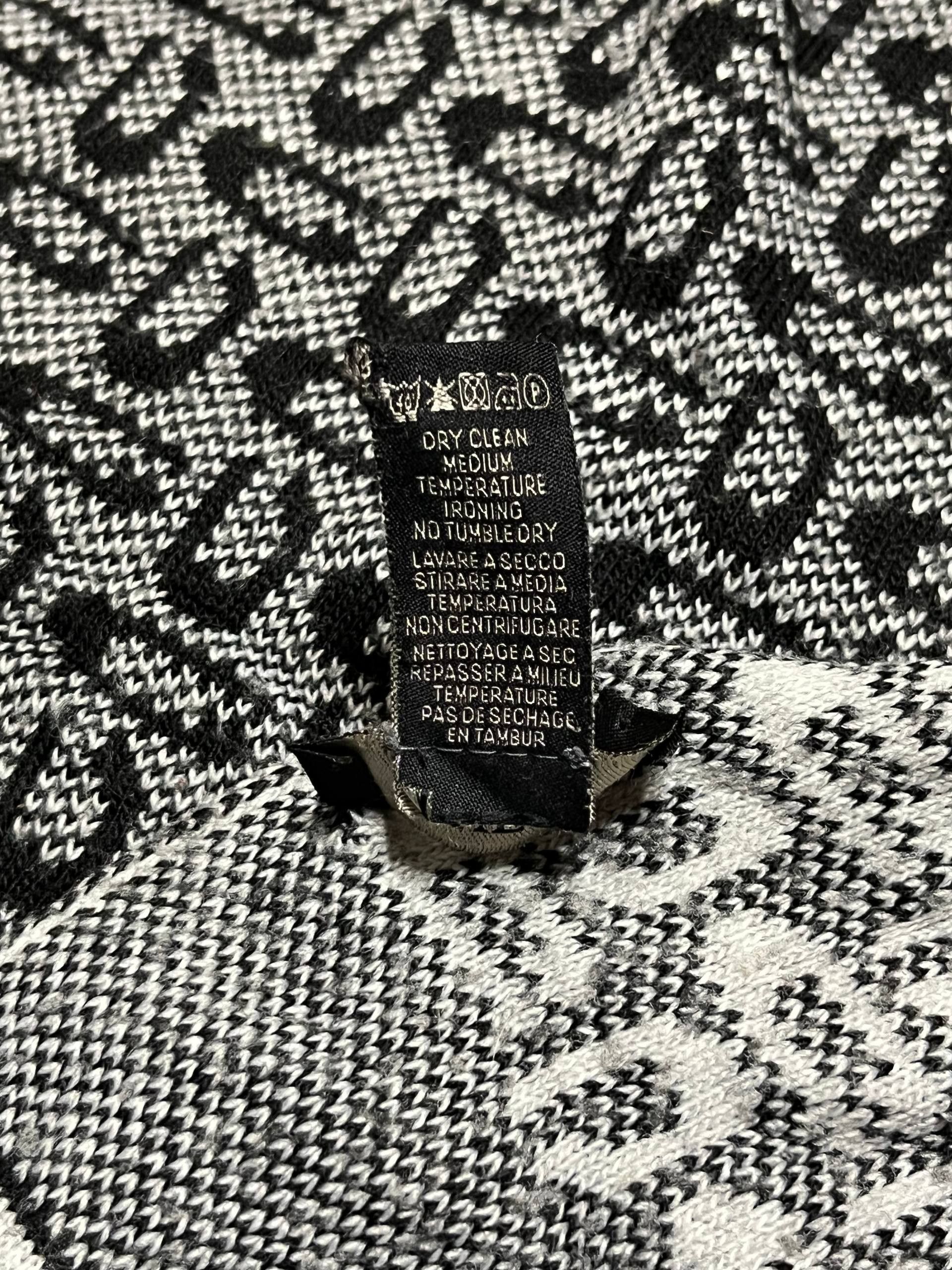 Guess Vintage Guess Scarf Monogram Made In Italy Logo 27 x 168 Size ONE SIZE - 6 Thumbnail