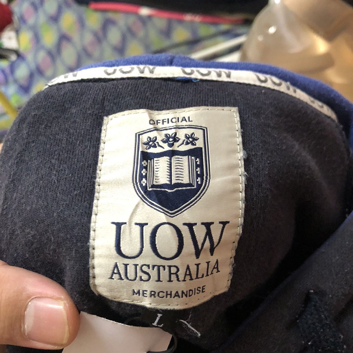 Japanese Brand UOW Black sweatshirt Hoodie #A2030 Size US L / EU 52-54 / 3 - 16 Thumbnail