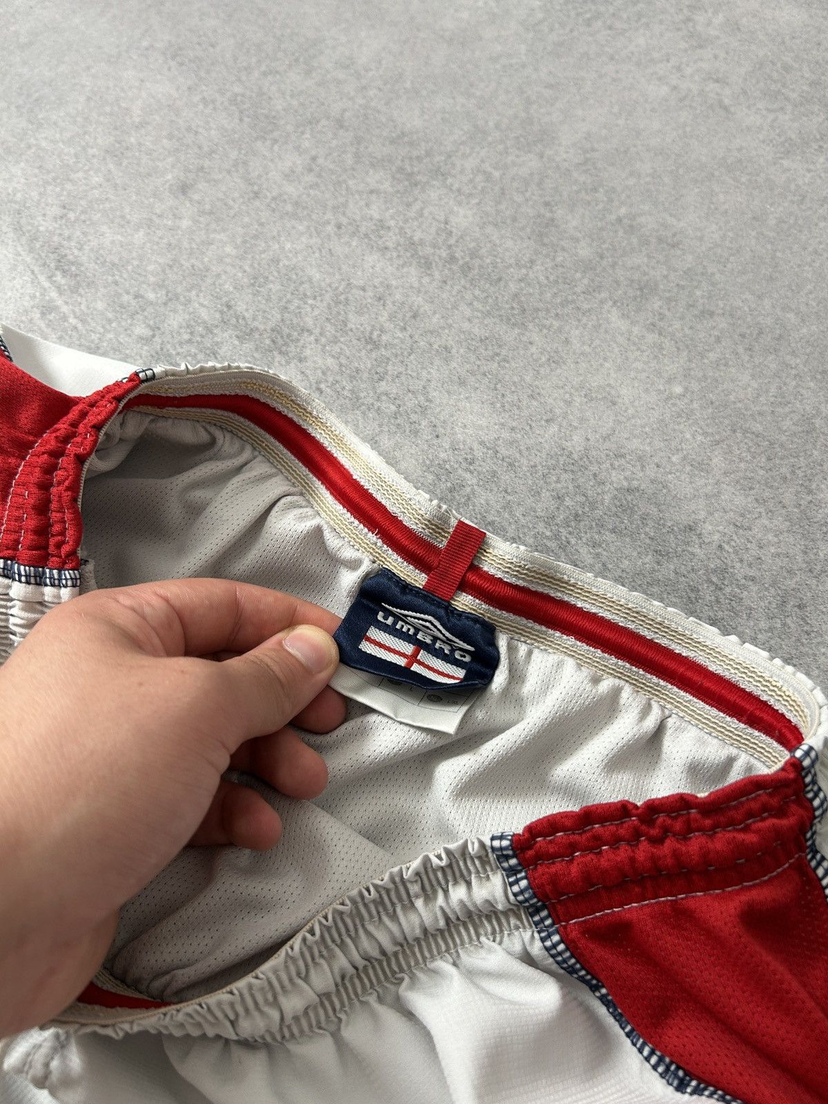 Umbro Vintage Umbro x England 🏴󠁧󠁢󠁥󠁮󠁧󠁿 soccer shorts mens Size US 32 / EU 48 - 5 Thumbnail